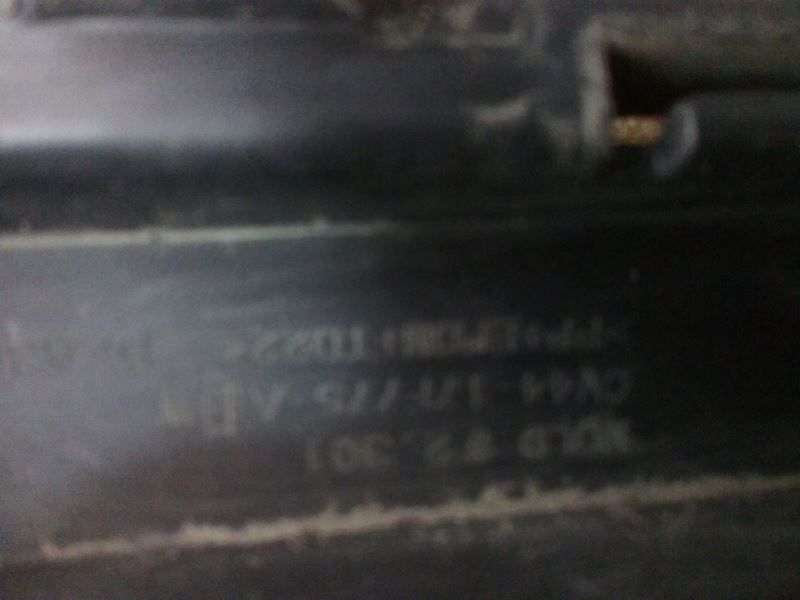 Пыльник переднего бампера Ford Kuga 2