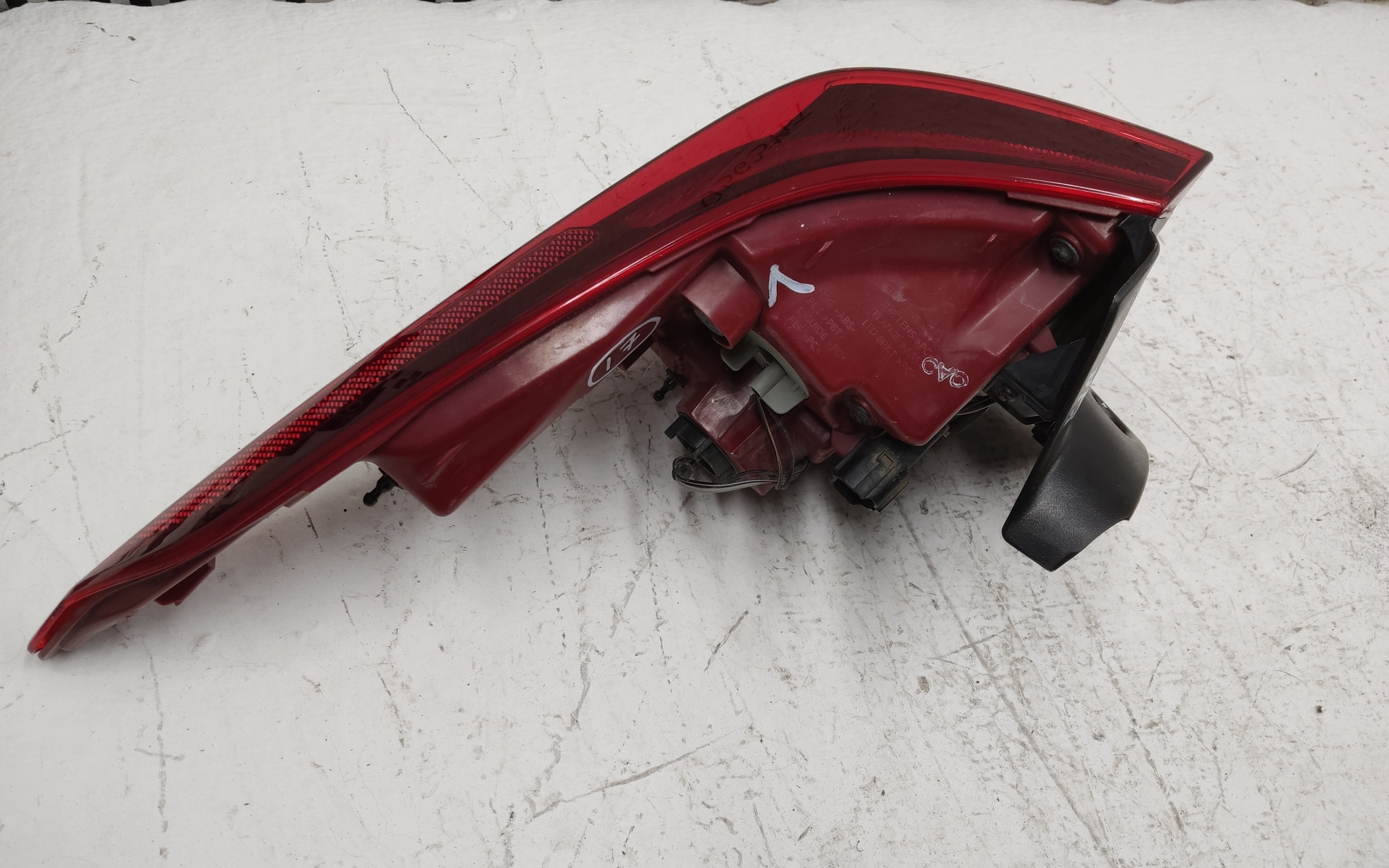 Фонарь задний правый наружний Kia Seltos LED