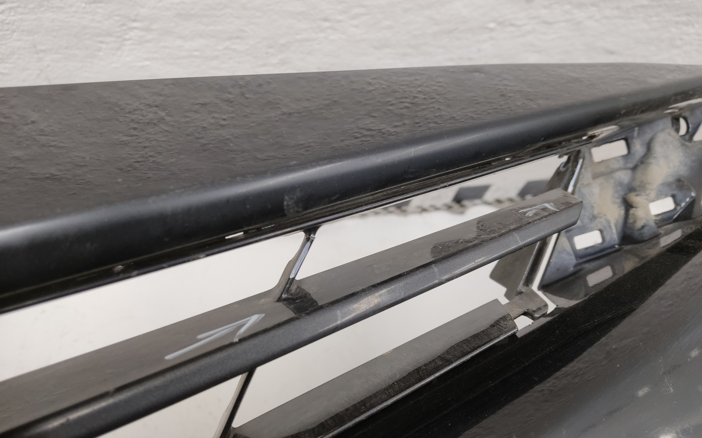 Бампер передний Toyota Camry V70