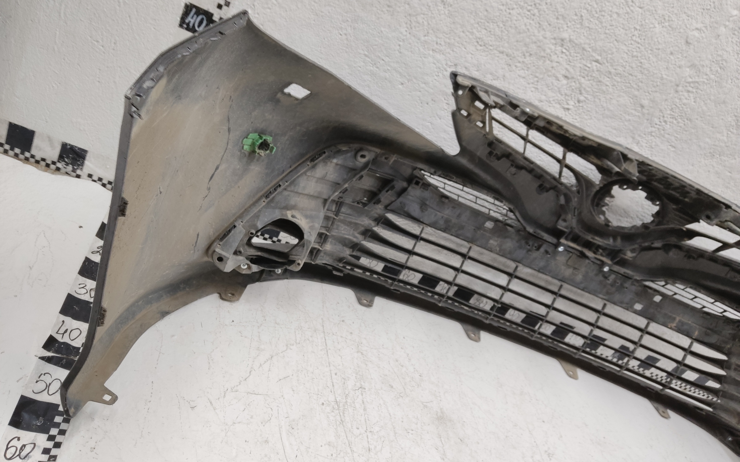 Бампер передний Toyota Camry V70