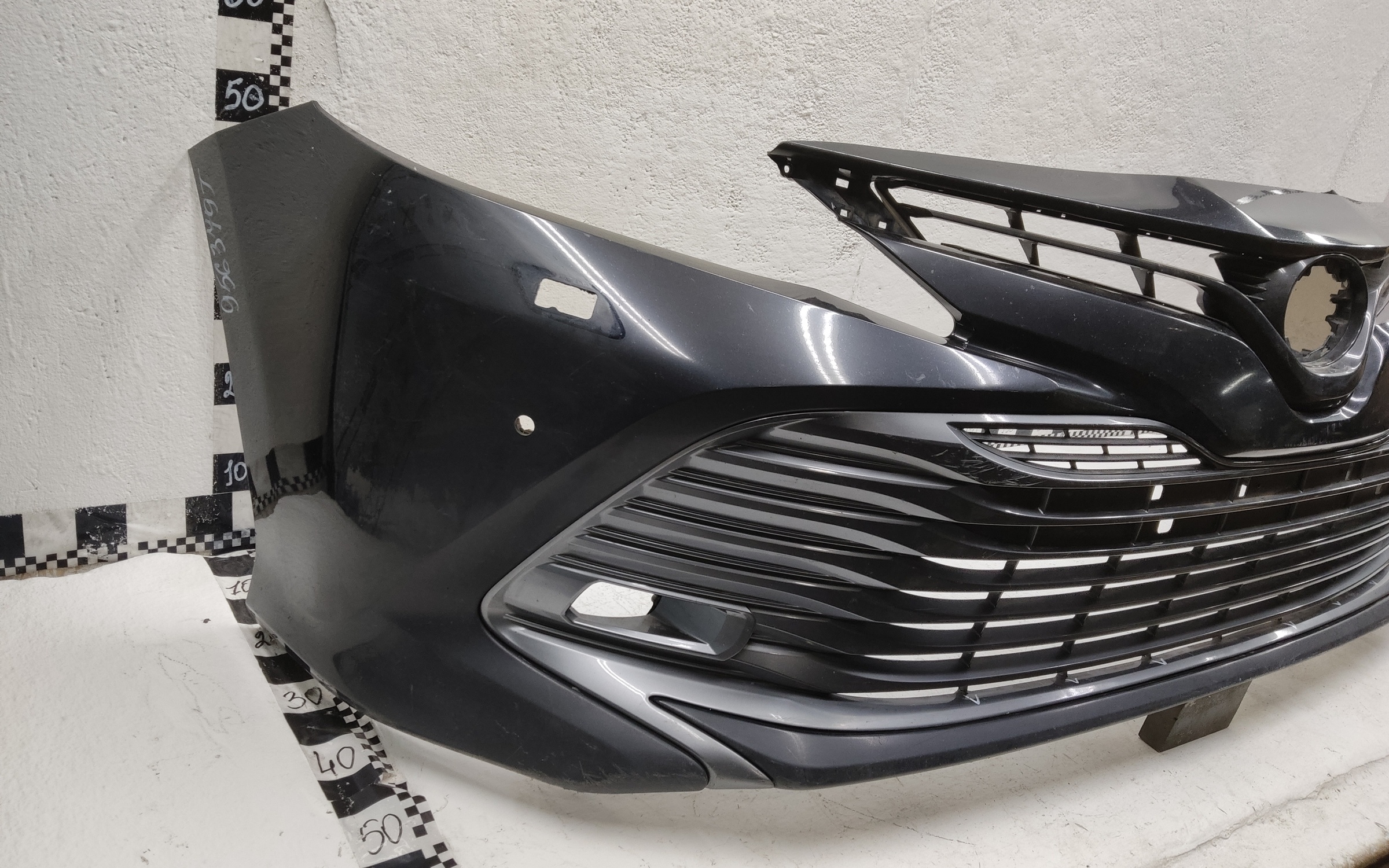 Бампер передний Toyota Camry V70