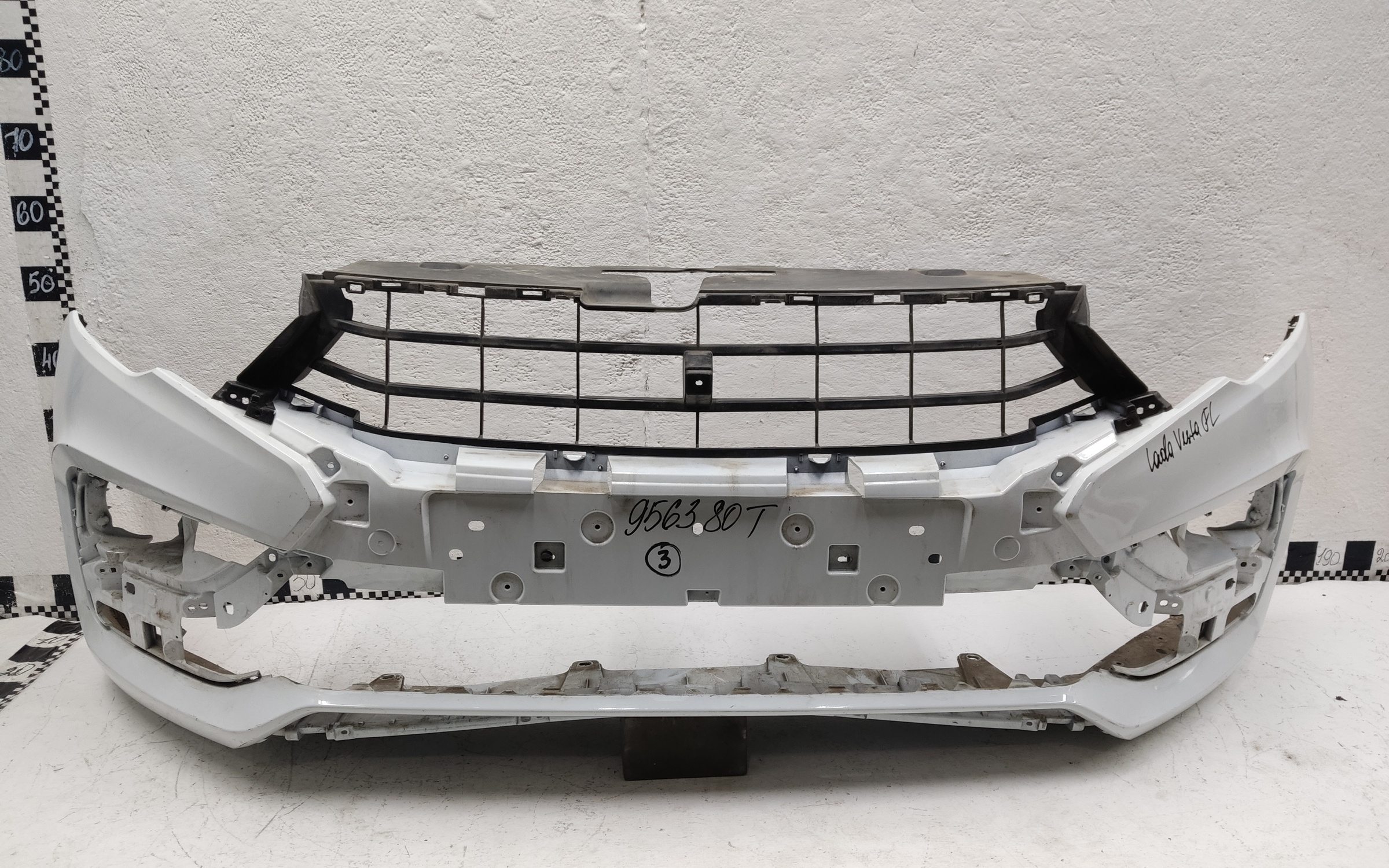 Бампер передний Lada Vesta 1 Restail