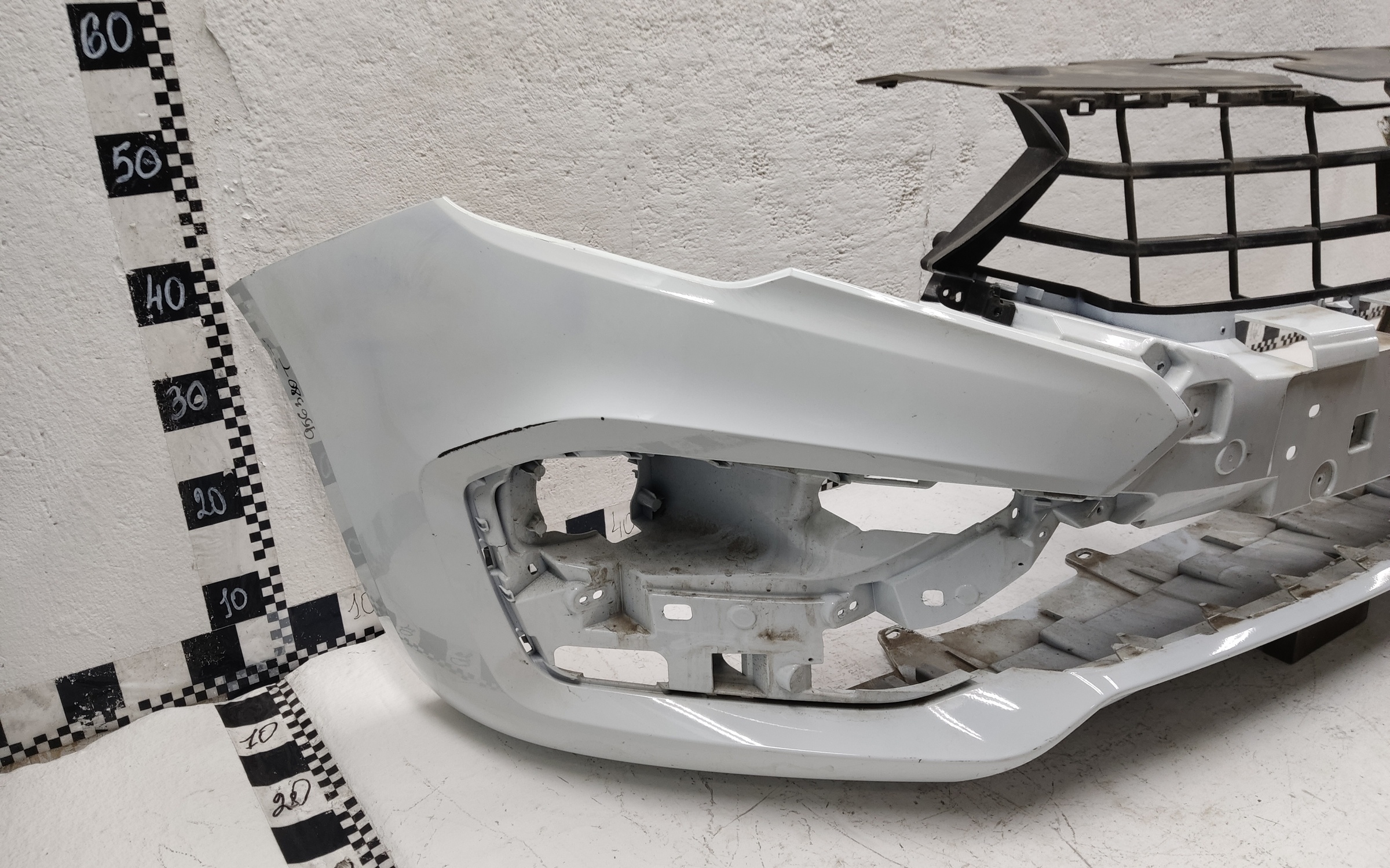 Бампер передний Lada Vesta 1 Restail