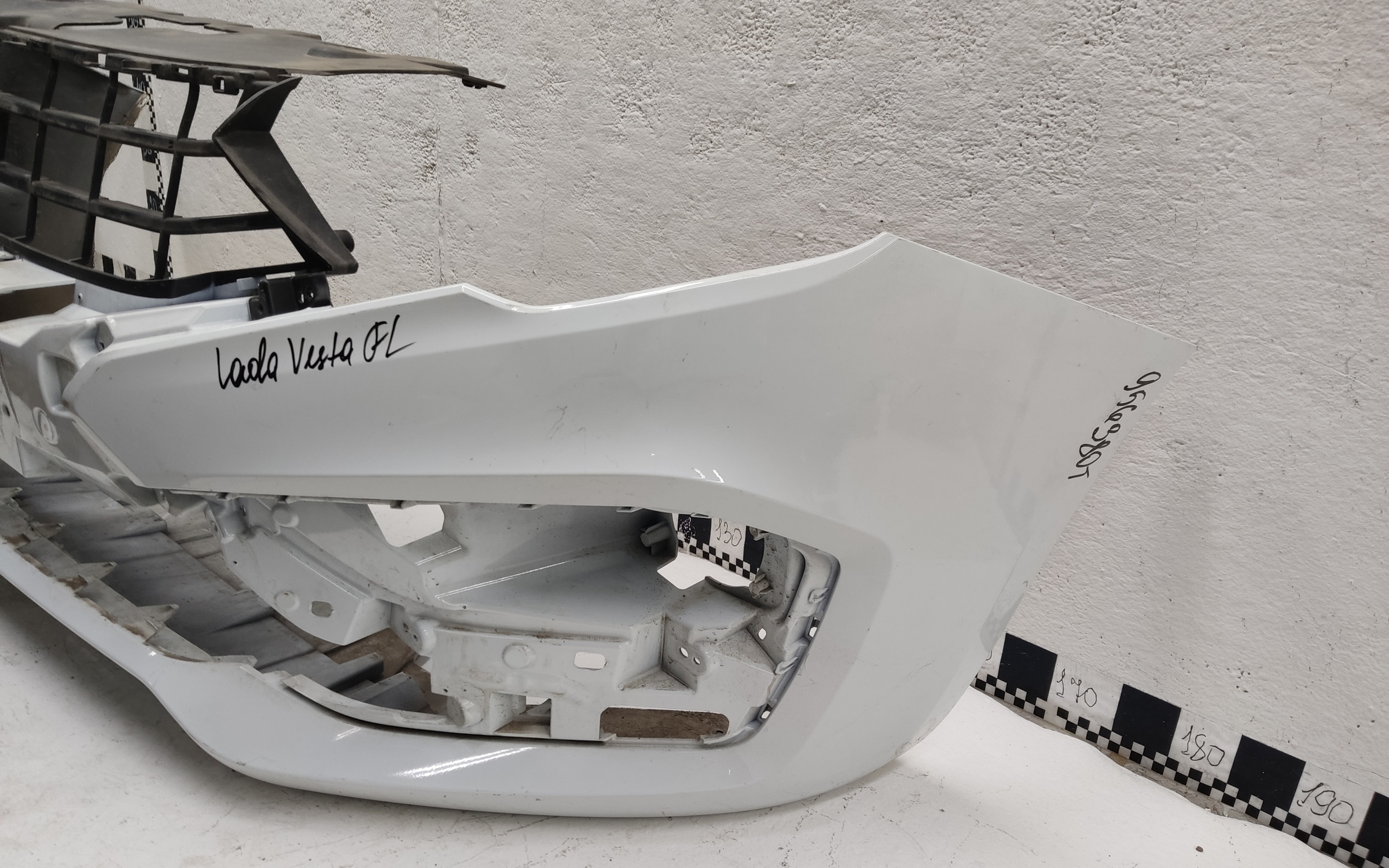 Бампер передний Lada Vesta 1 Restail