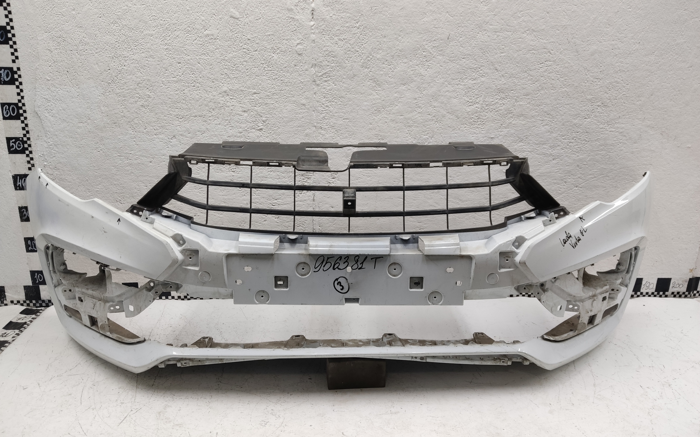 Бампер передний Lada Vesta 1 Restail