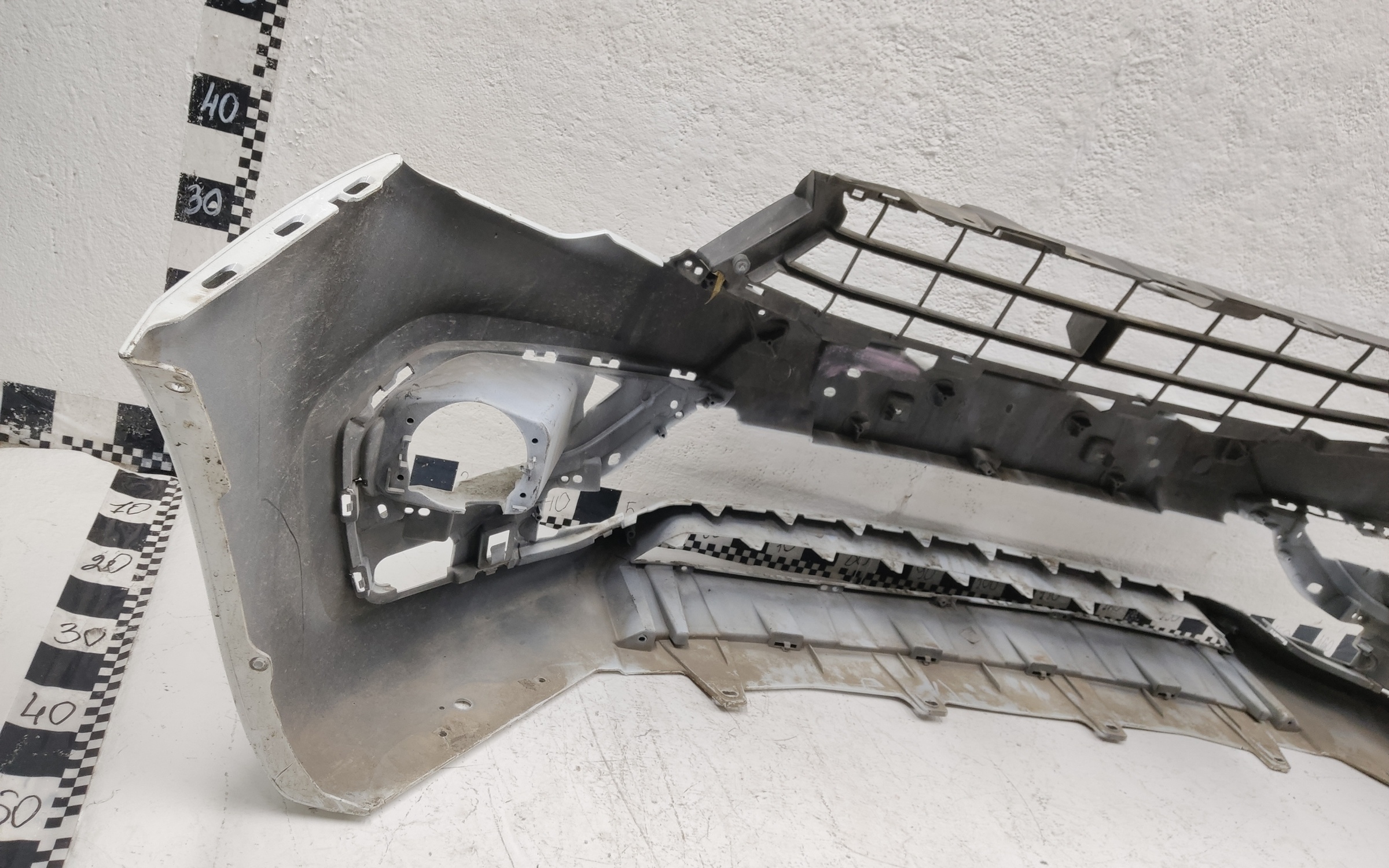 Бампер передний Lada Vesta 1 Restail