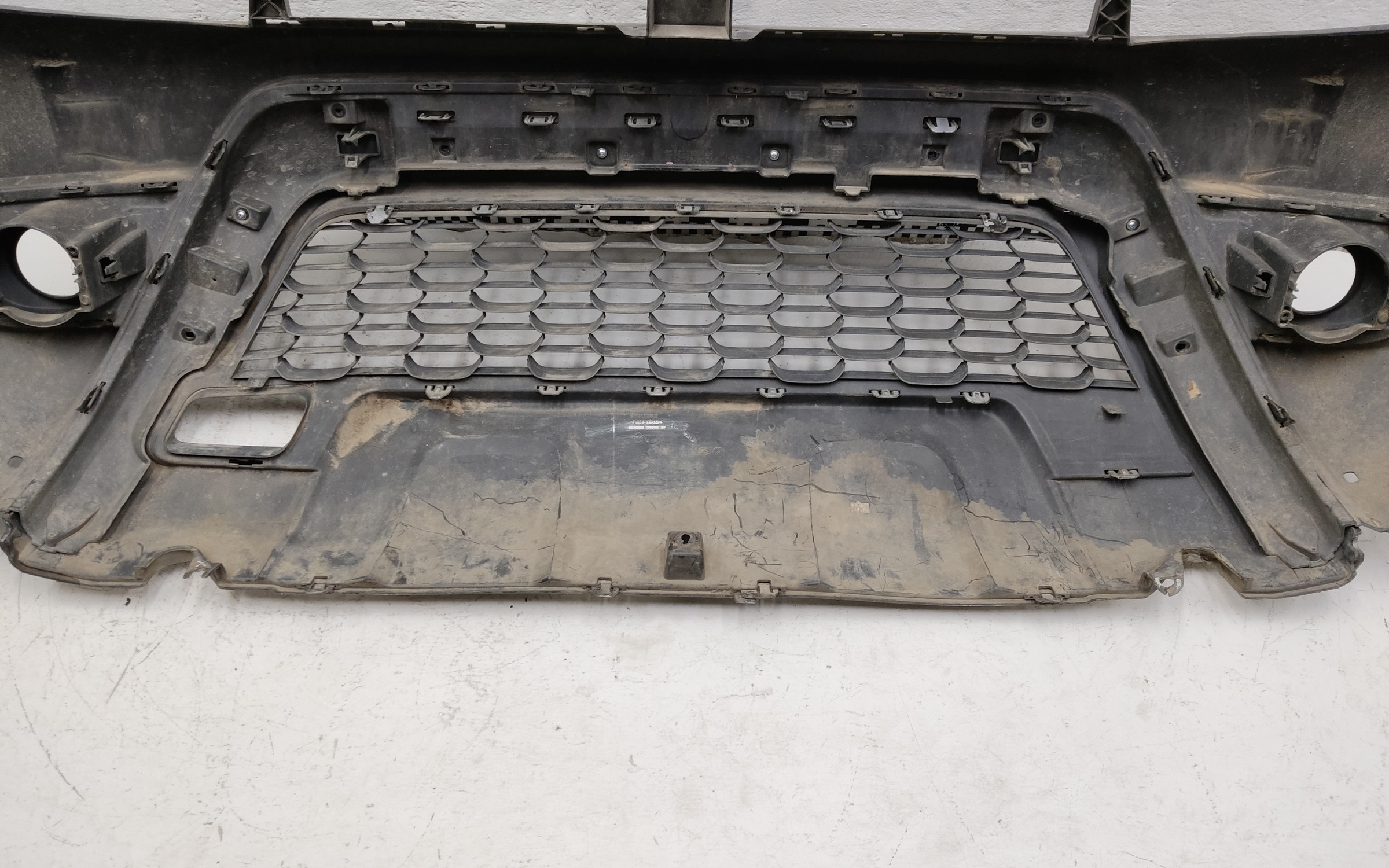 Бампер передний Renault Duster 1 Restail