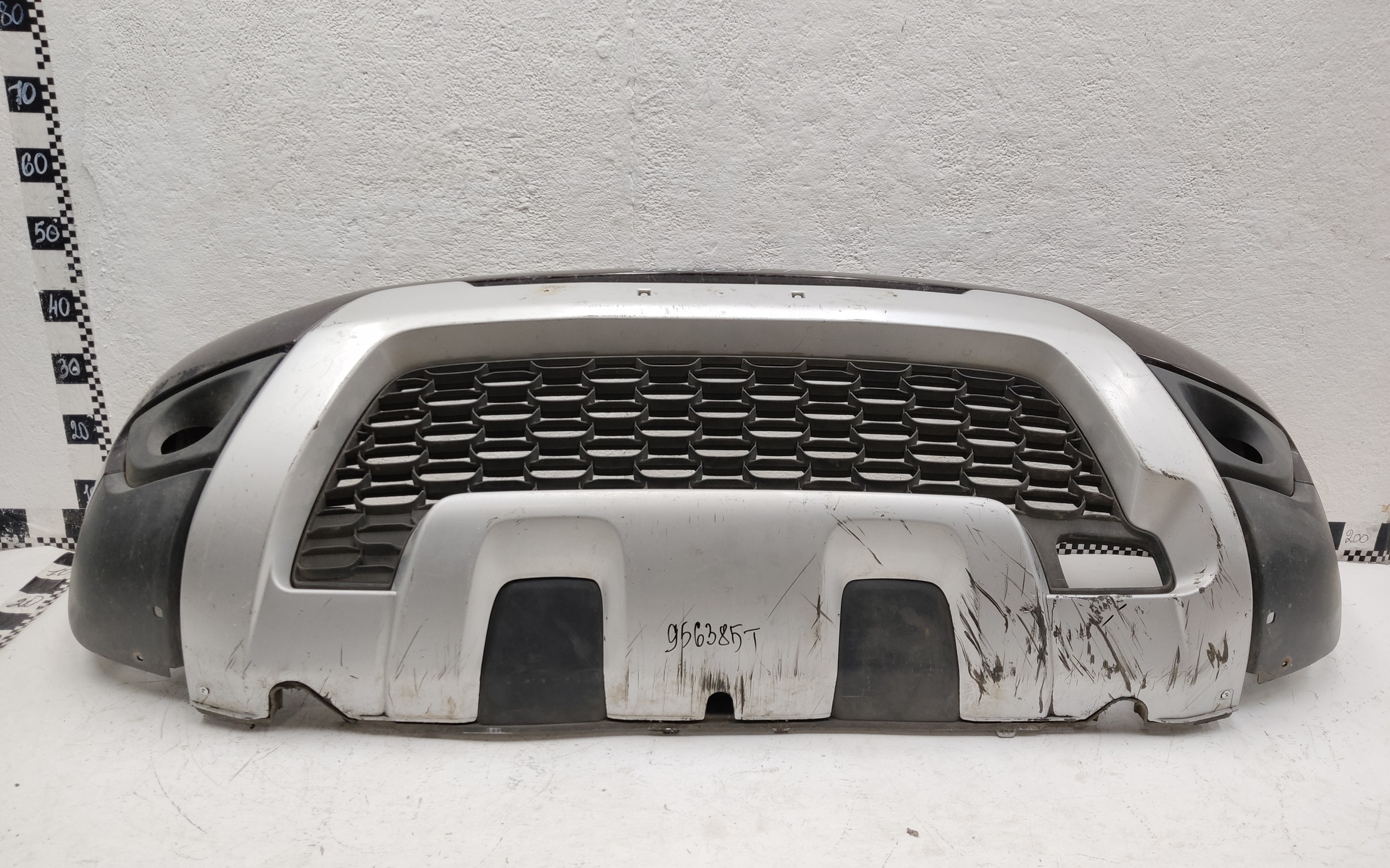 Бампер передний Renault Duster 1 Restail