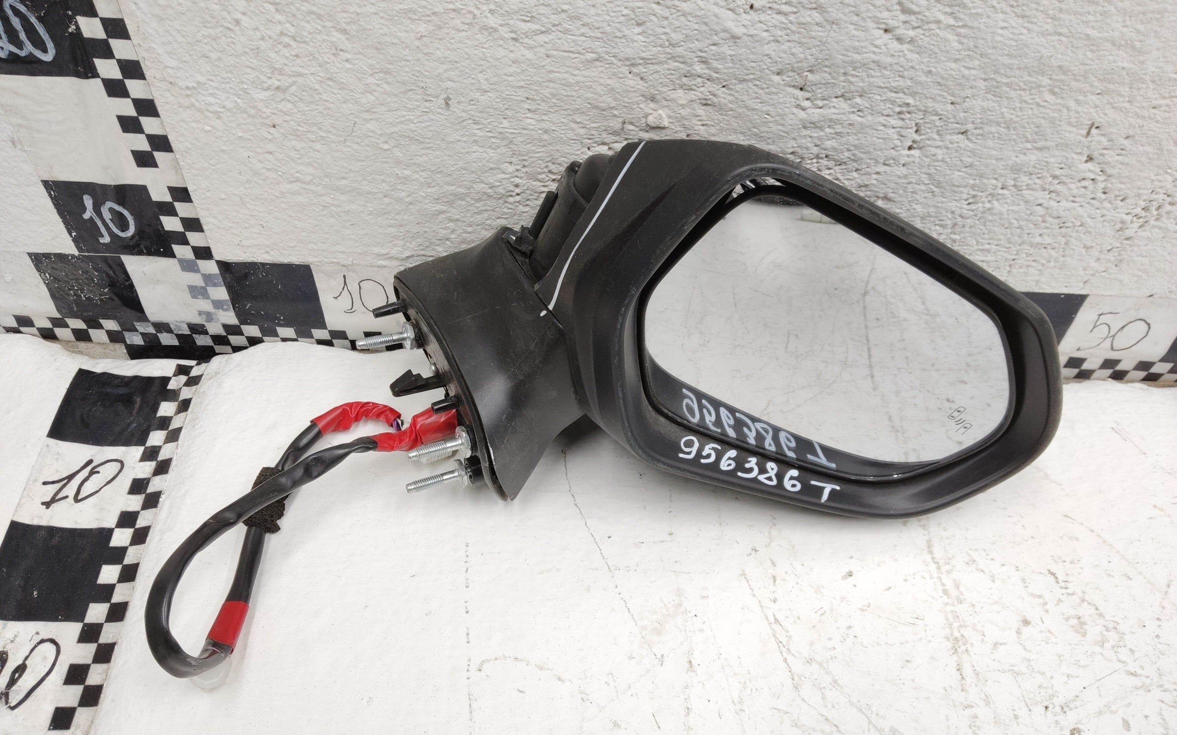 Зеркало правое Toyota Camry V80 9 контактов