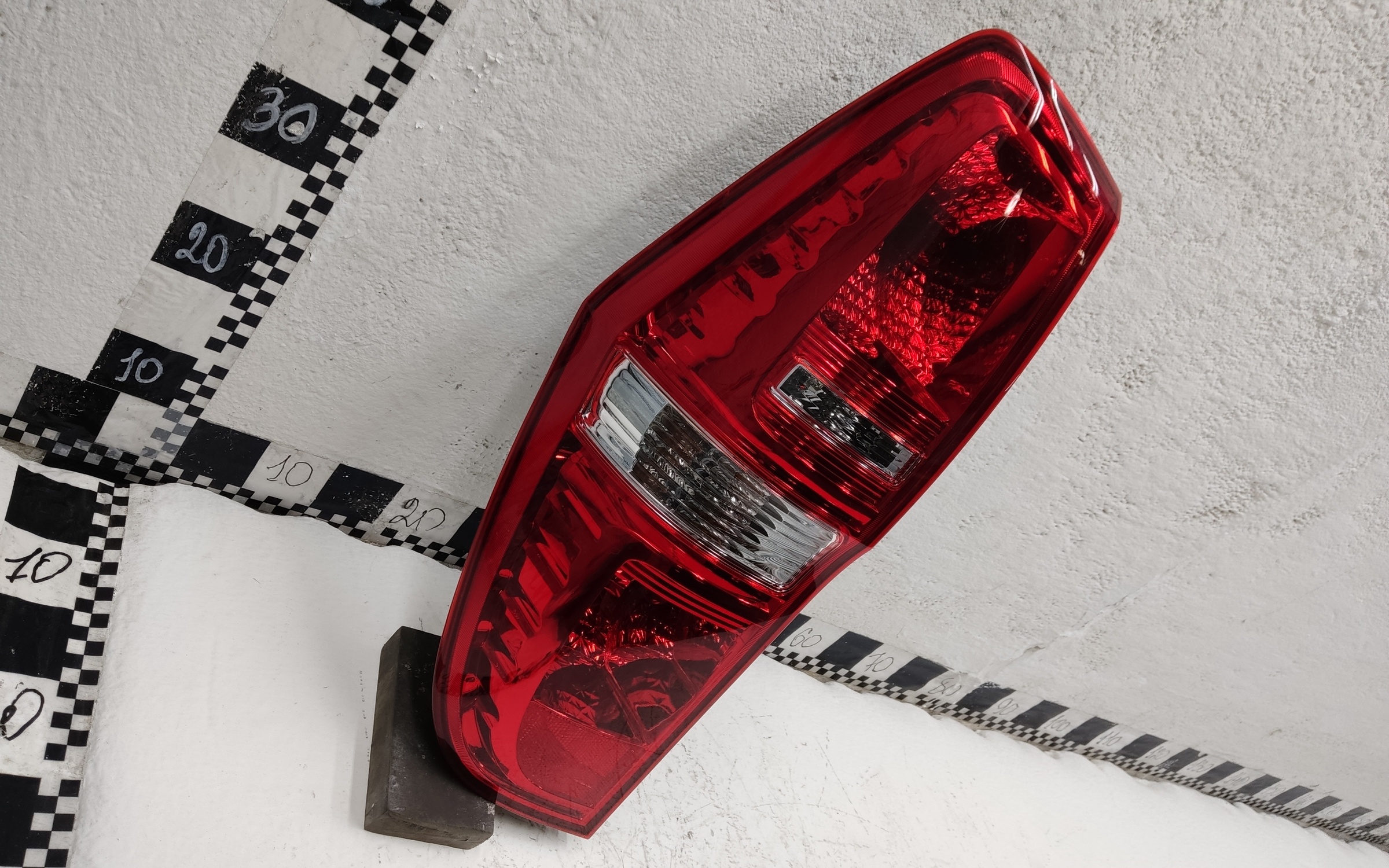 Фонарь задний левый Hyundai Grand Starex H1