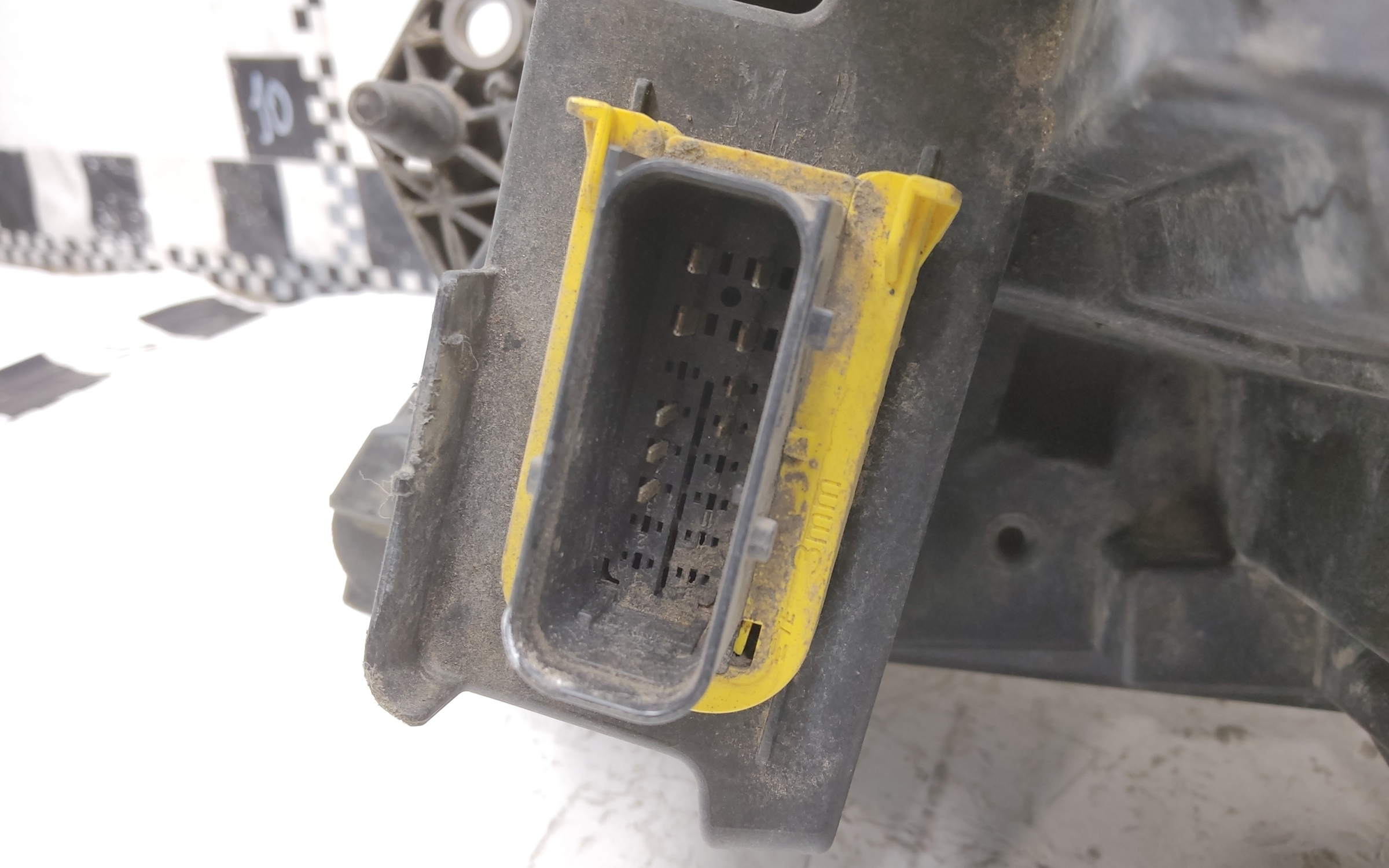 Фара передняя правая Volvo FH 4 галоген ДХО