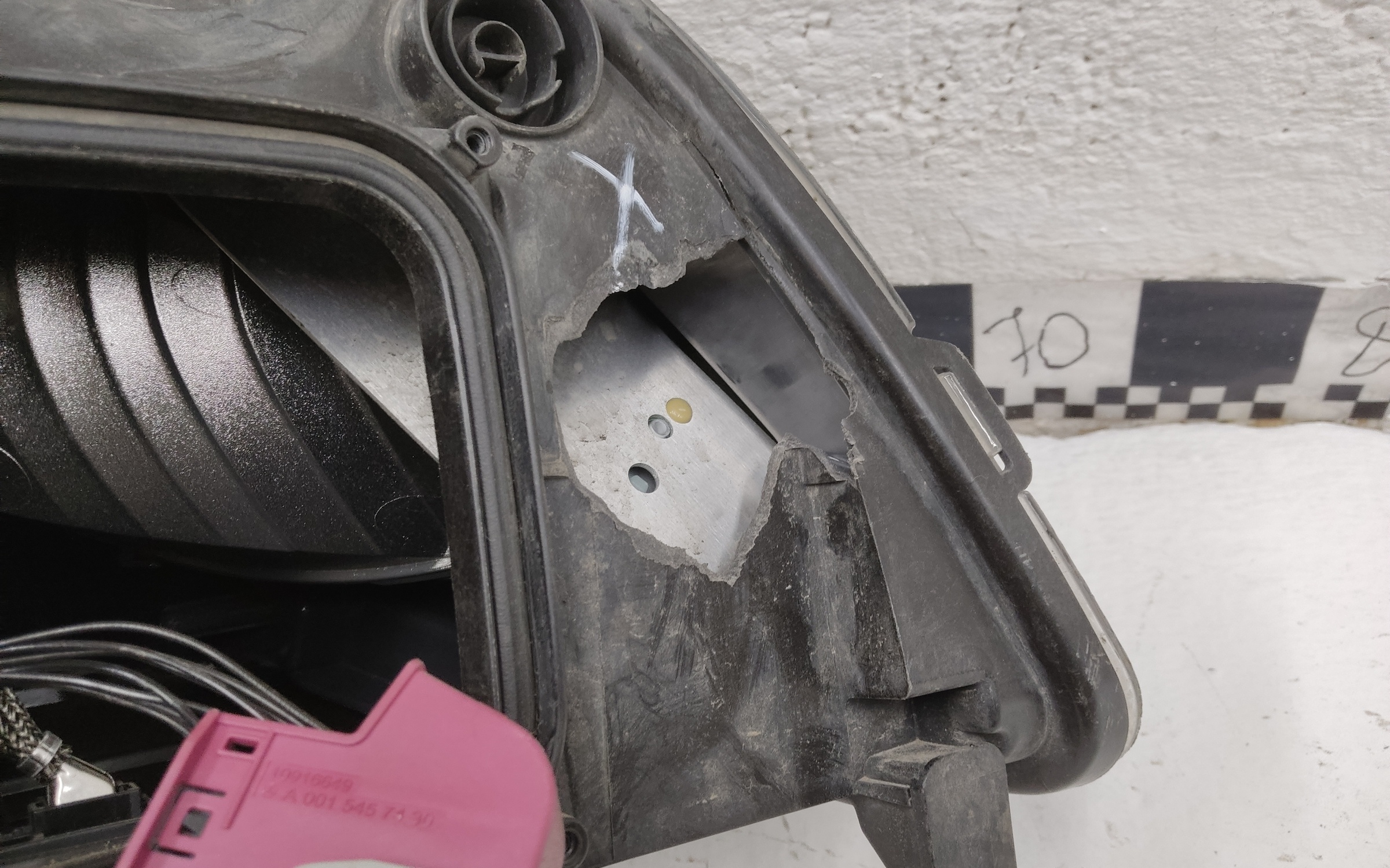 Фара передняя левая Mercedes Benz GLK-klasse X204 Restail ксенон