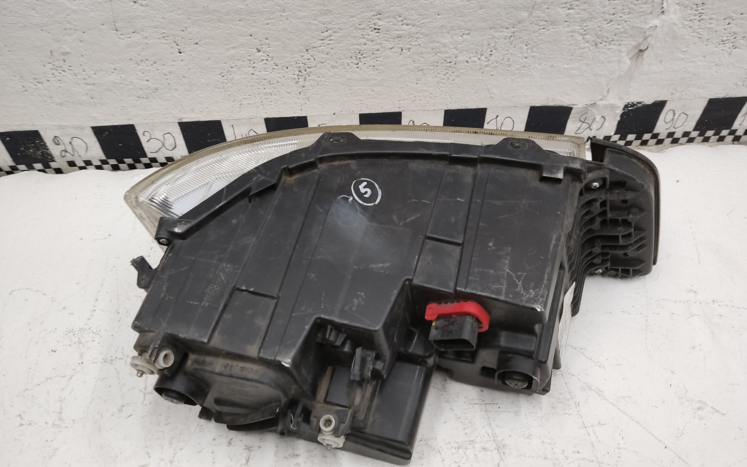 Фара передняя левая Камаз 54901 LED