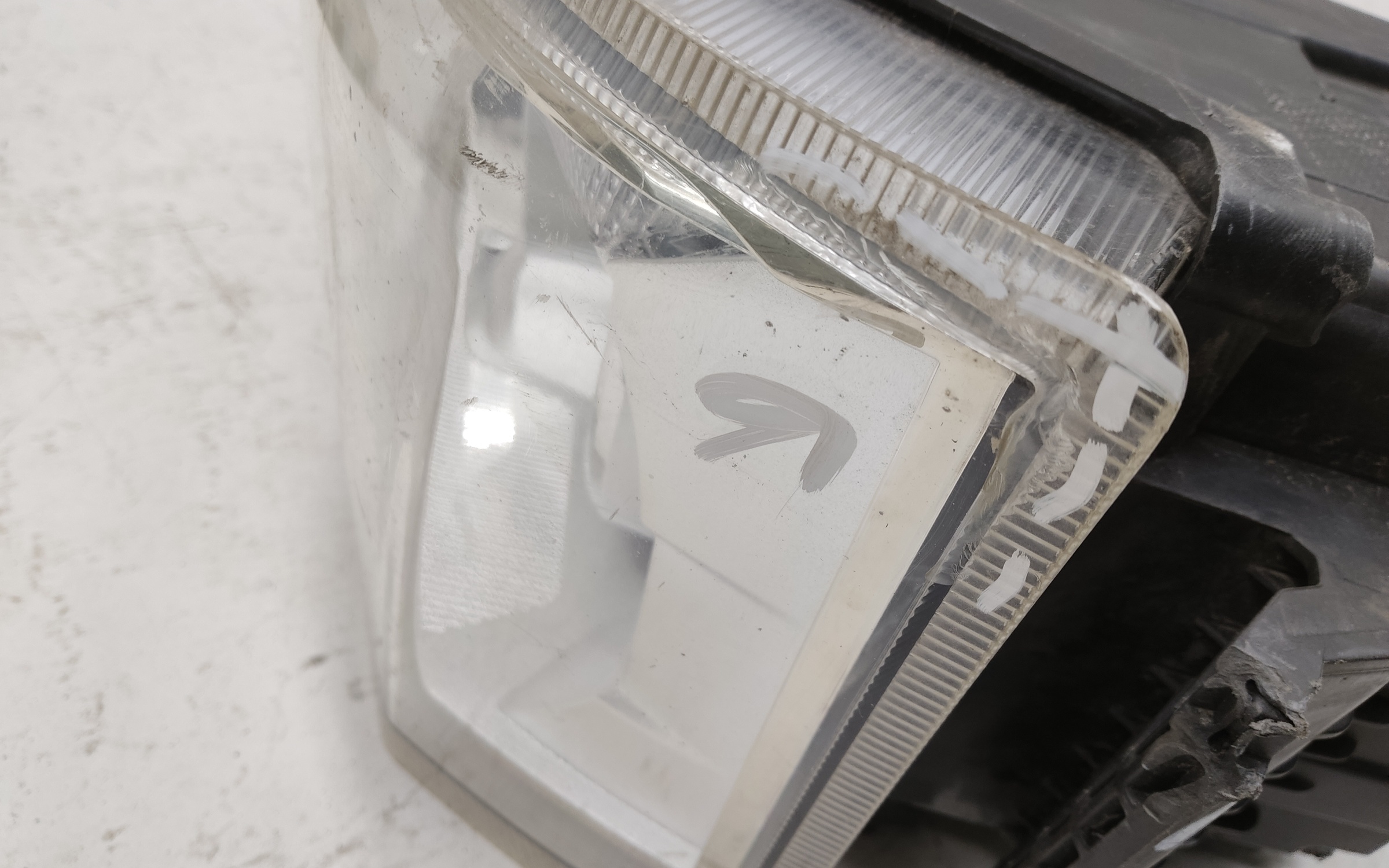 Фара передняя левая Камаз 54901 LED