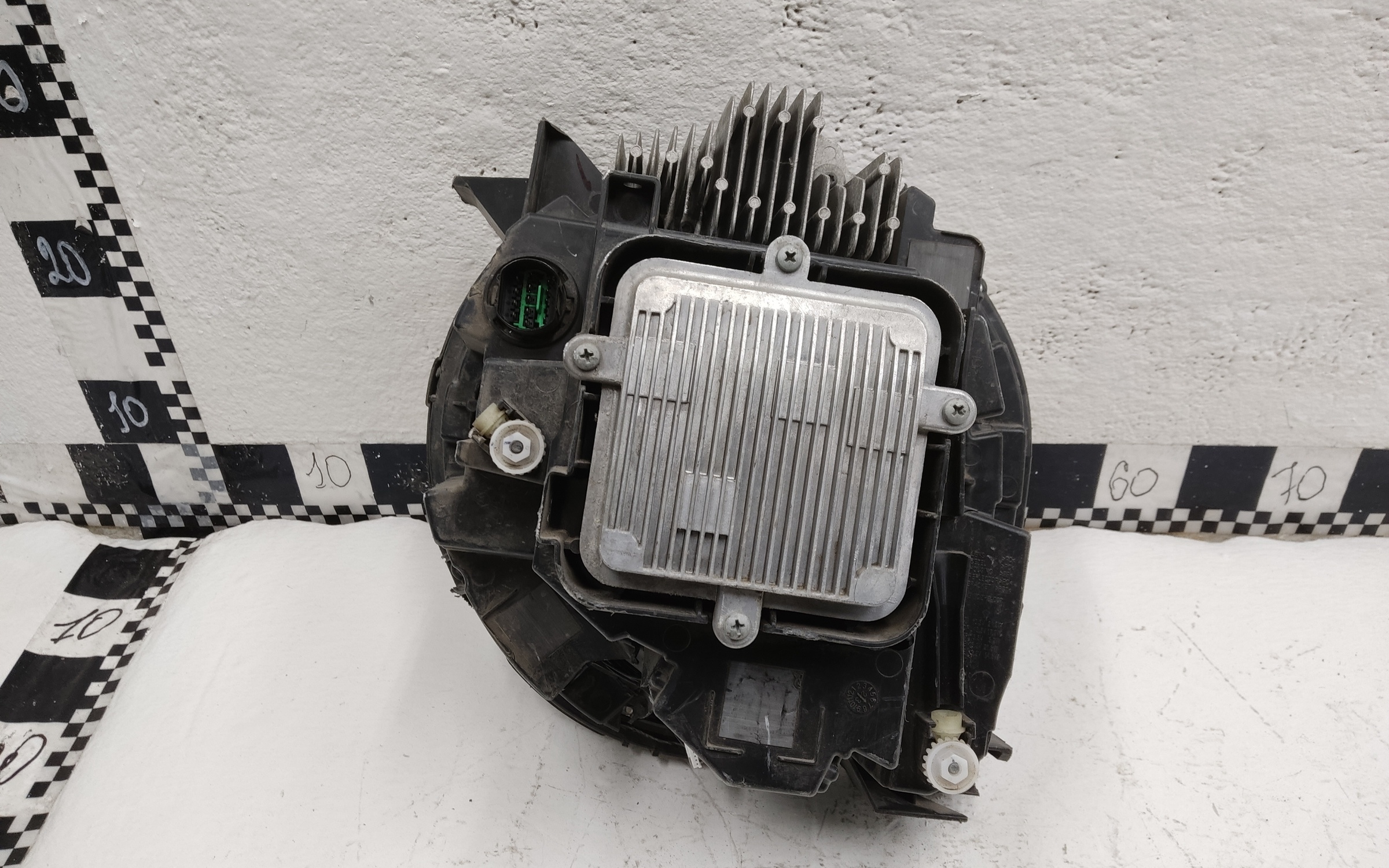 Фара передняя правая Haval Dargo LED