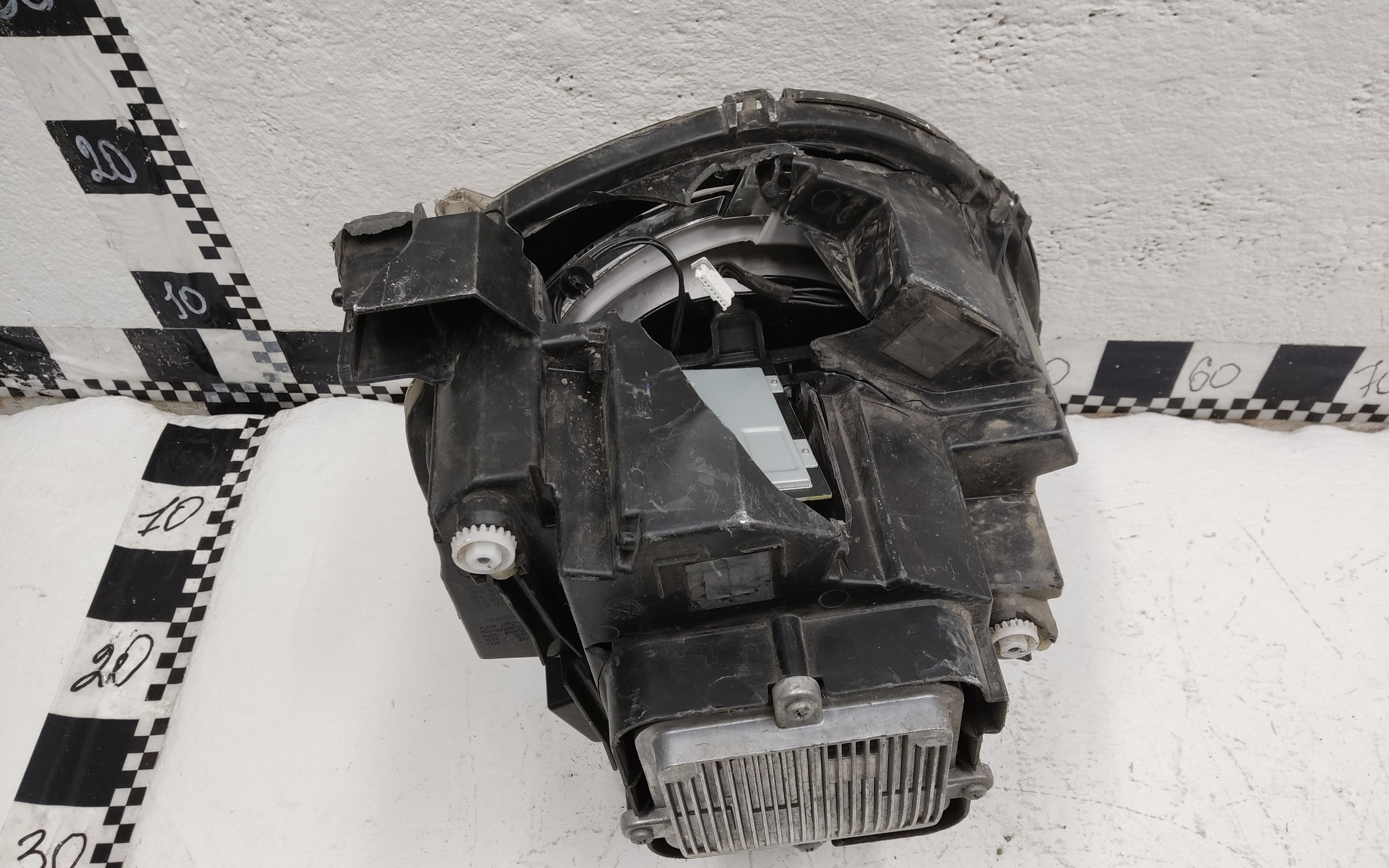 Фара передняя правая Haval Dargo LED