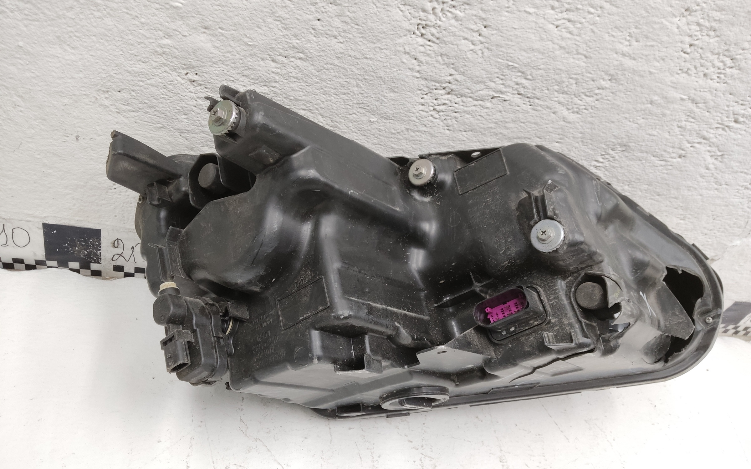 Фара передняя левая Geely Coolray LED