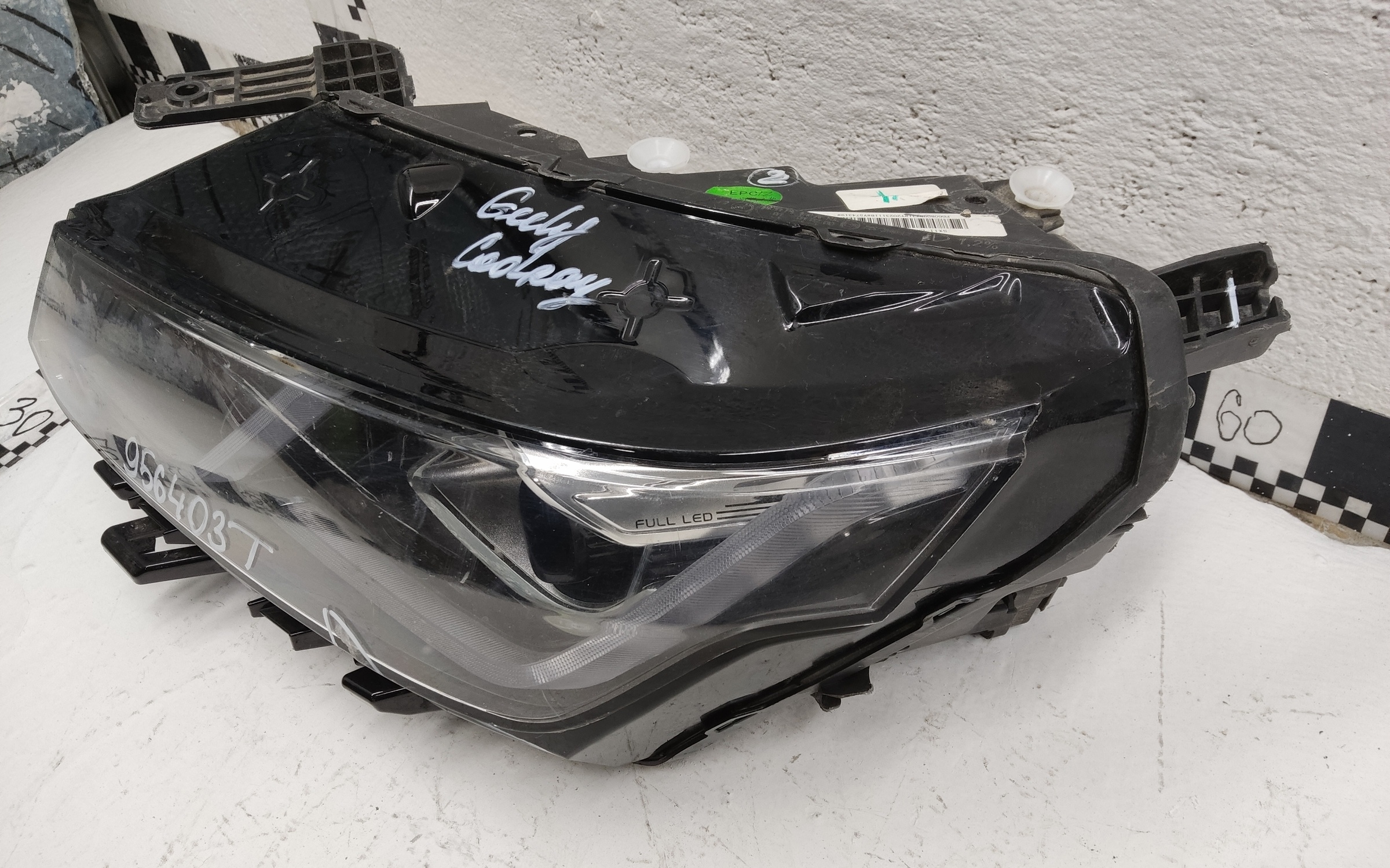 Фара передняя левая Geely Coolray LED