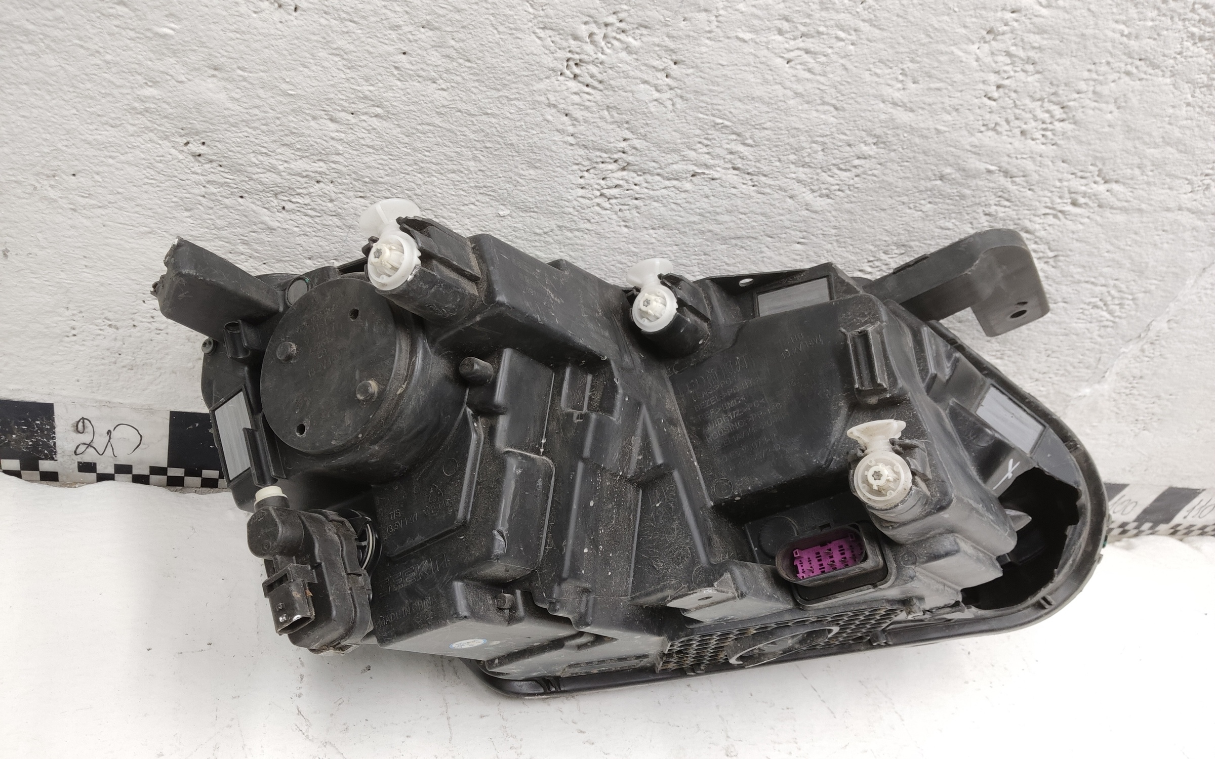 Фара передняя левая Geely Coolray LED