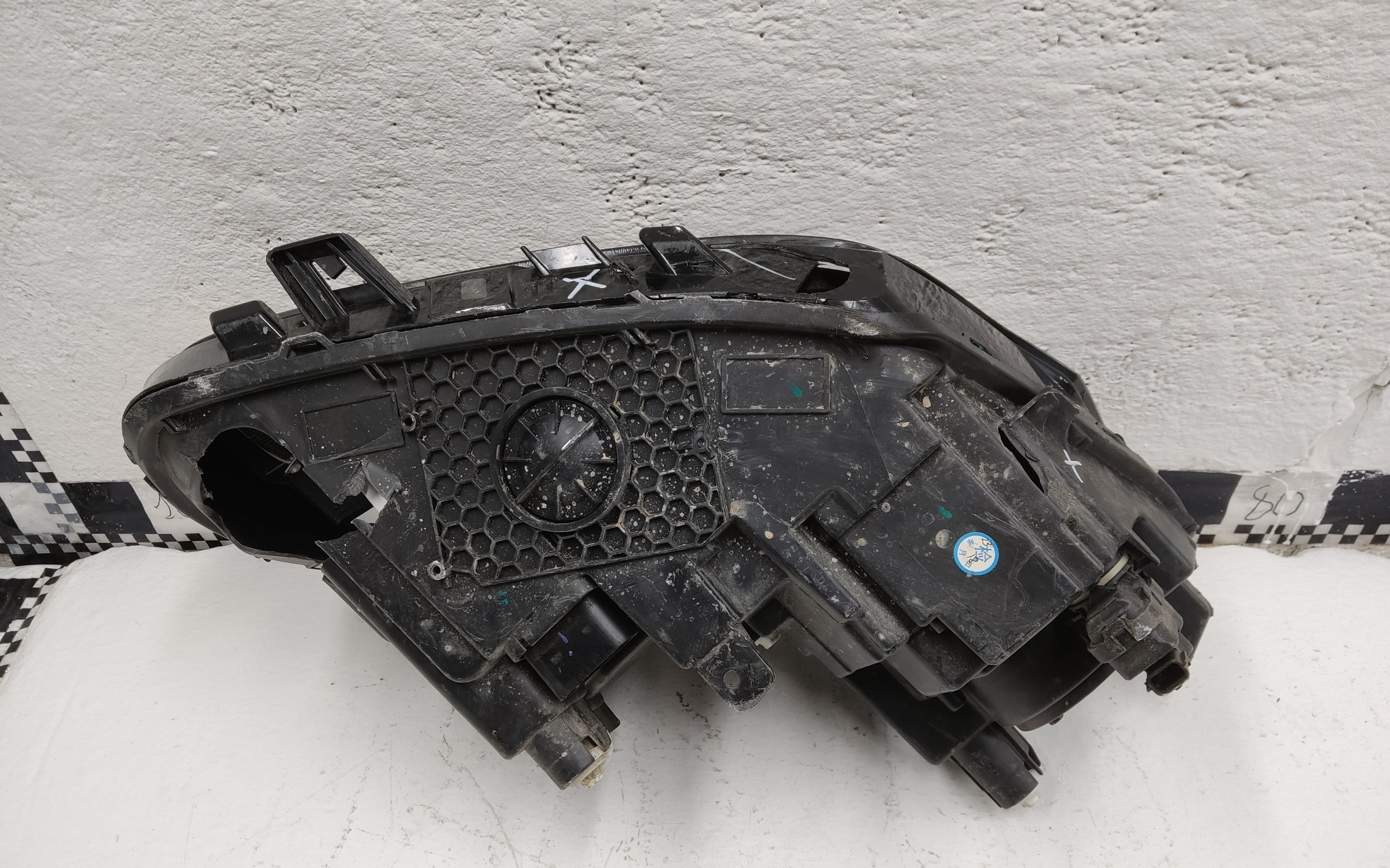 Фара передняя левая Geely Coolray LED