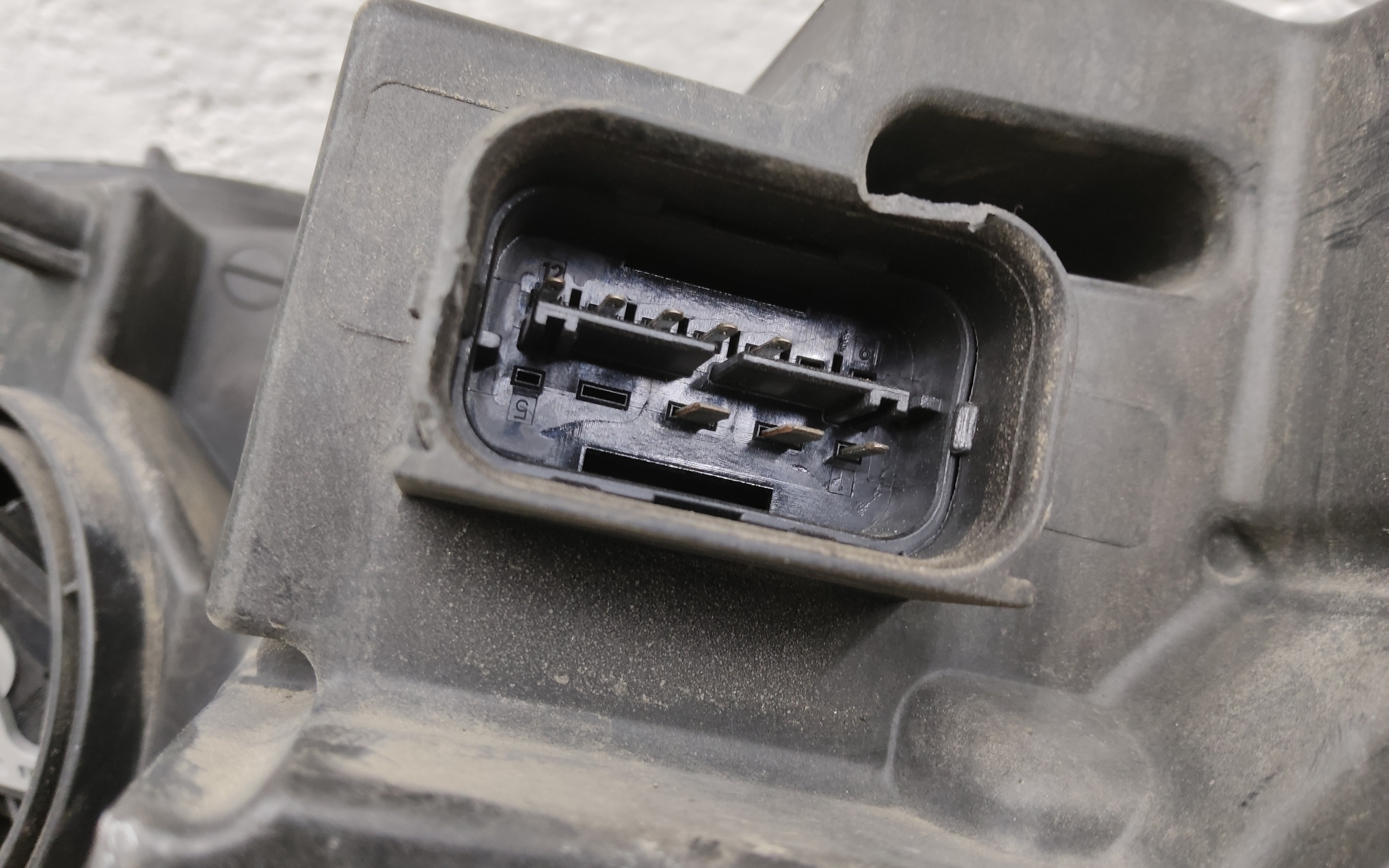 Фара передняя правая BMW X6 F16 LED