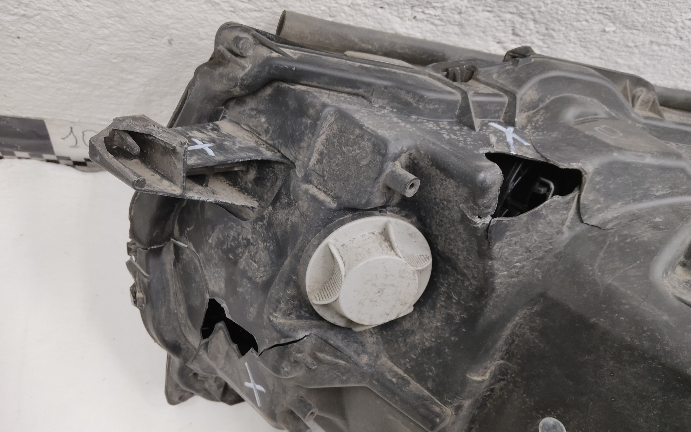 Фара передняя правая Toyota Land Cruiser 300 LED  2 линзы