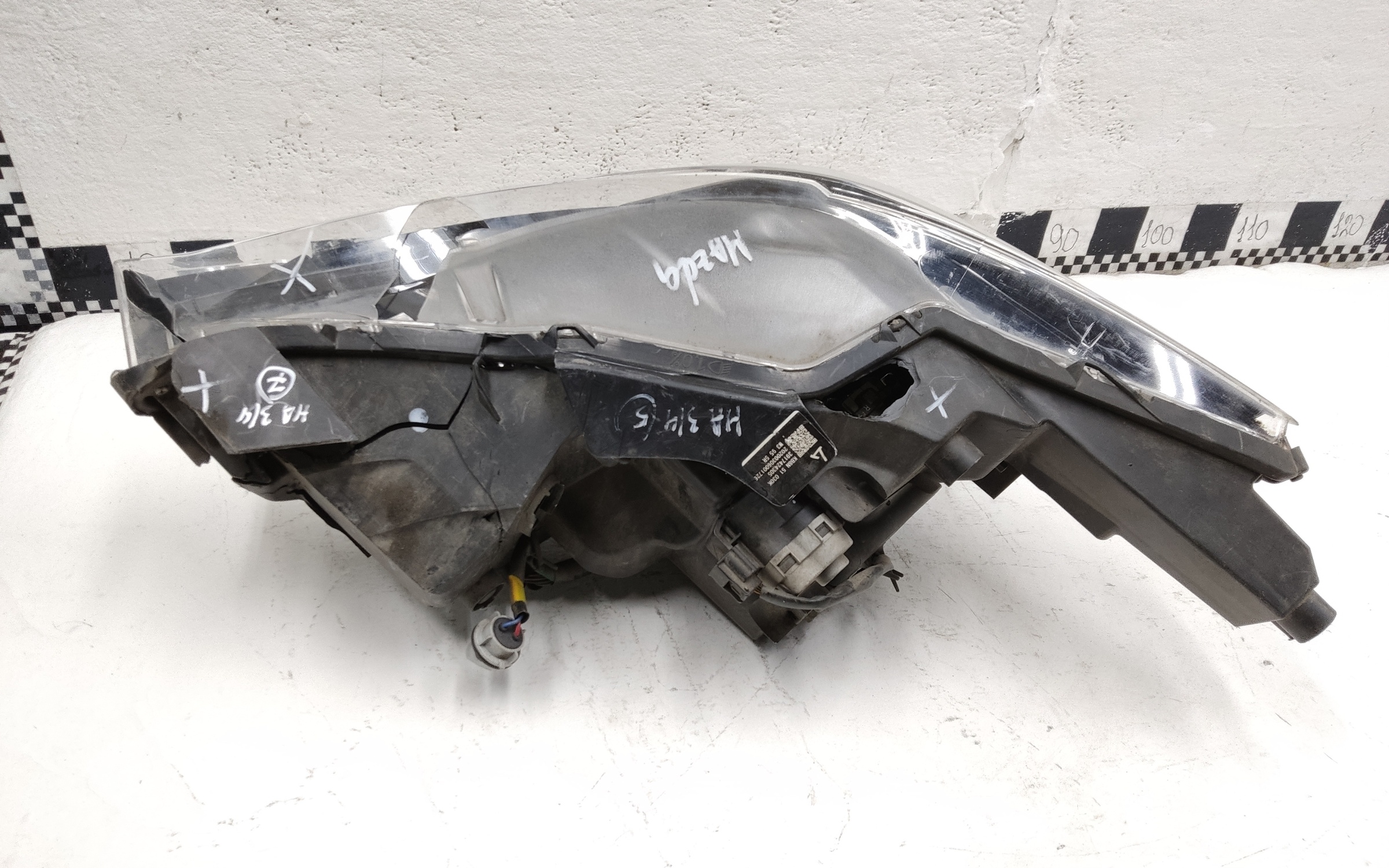 Фара передняя правая Mazda CX-5 2 LED