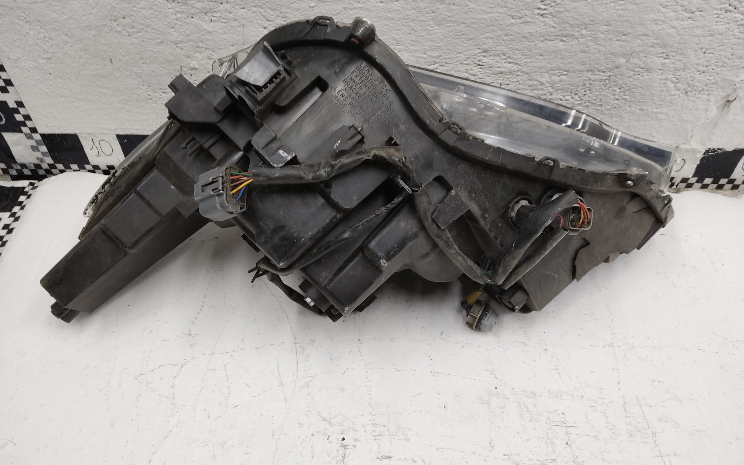 Фара передняя правая Mazda CX-5 2 LED