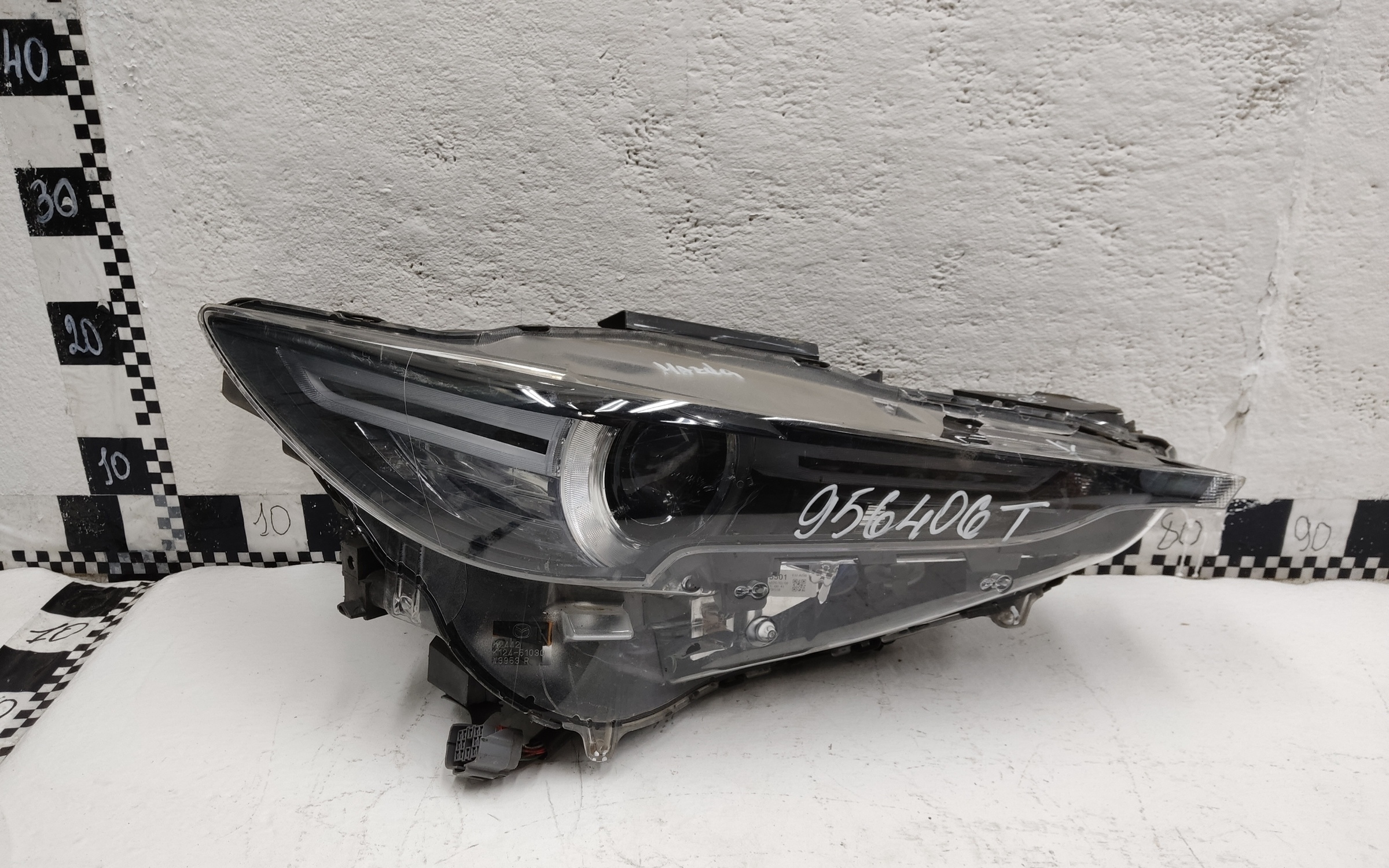 Фара передняя правая Mazda CX-5 2 LED