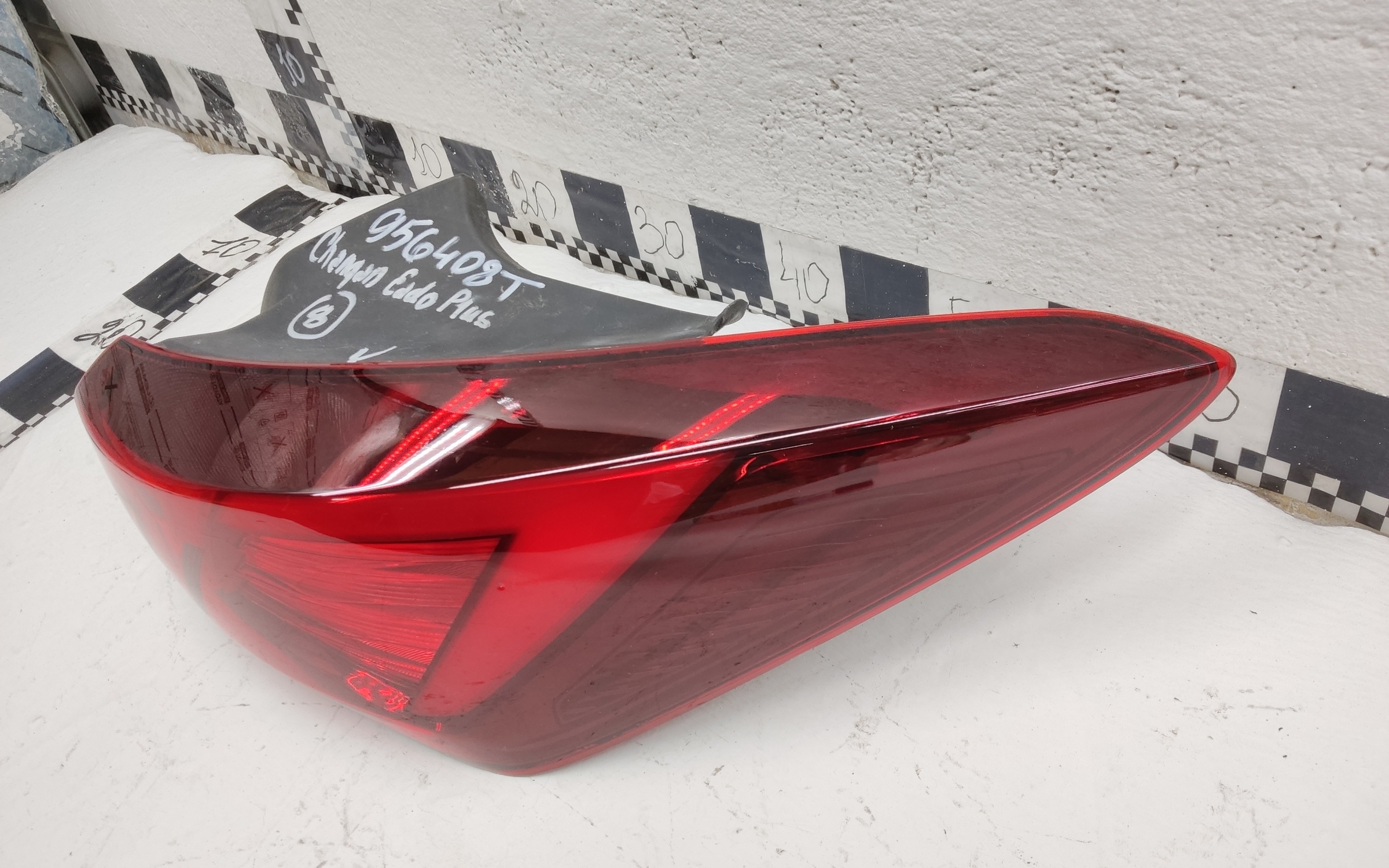 Фонарь задний правый наружный Changan Eado Plus LED