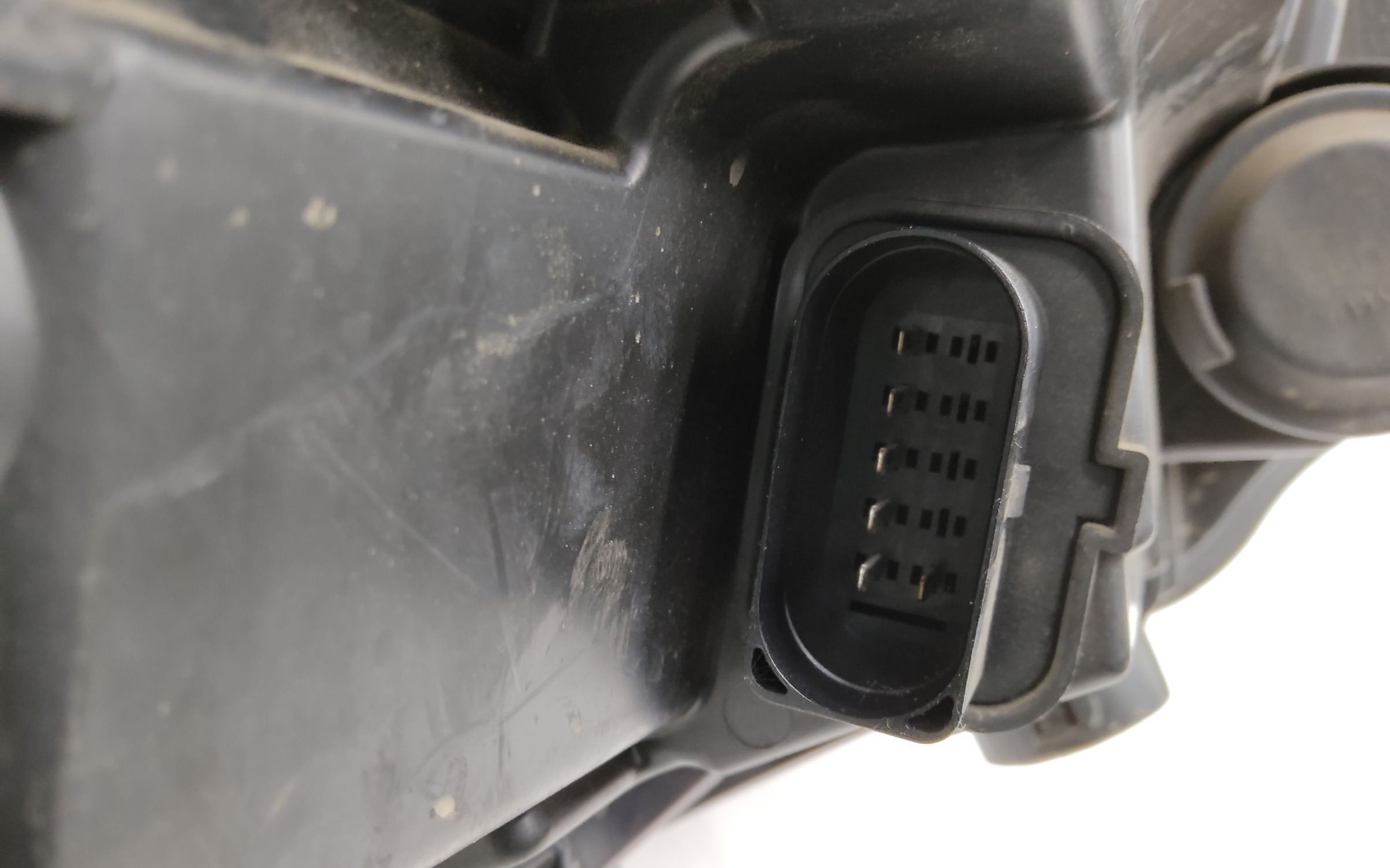 Фара передняя левая Chery Tiggo 4 Pro  LED