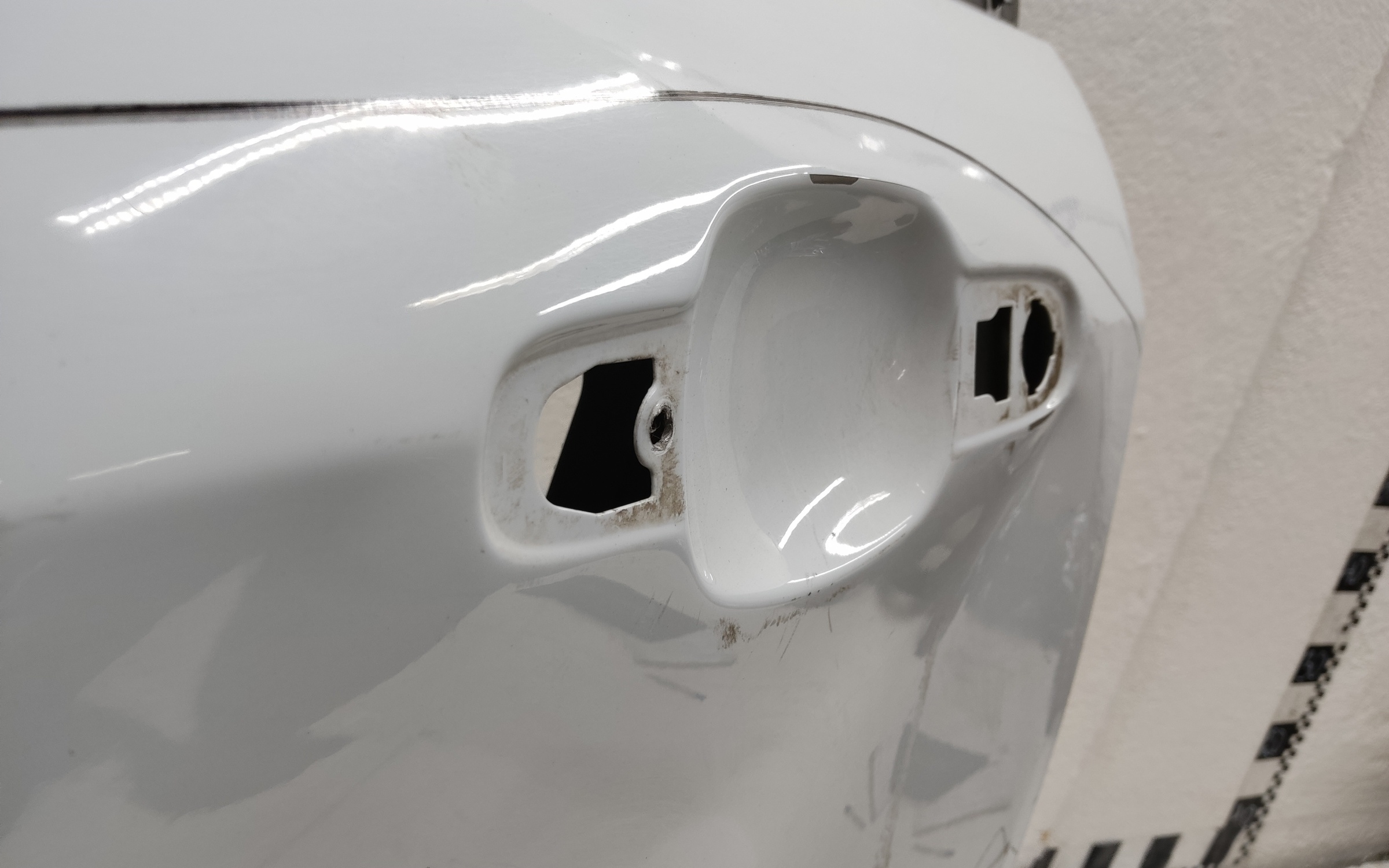 Дверь передняя левая Lada Vesta