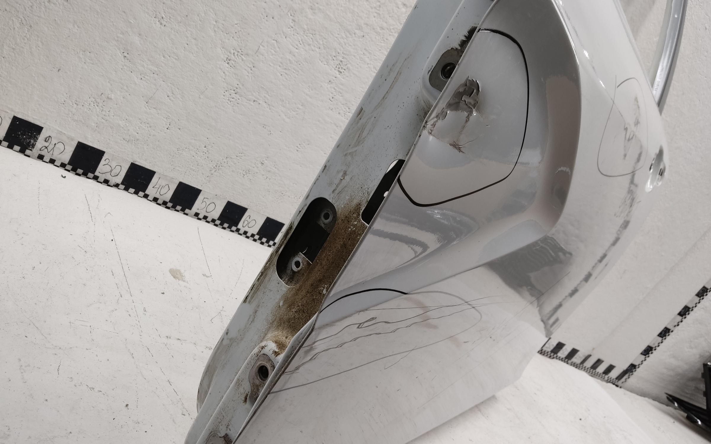 Дверь передняя левая Lada Vesta