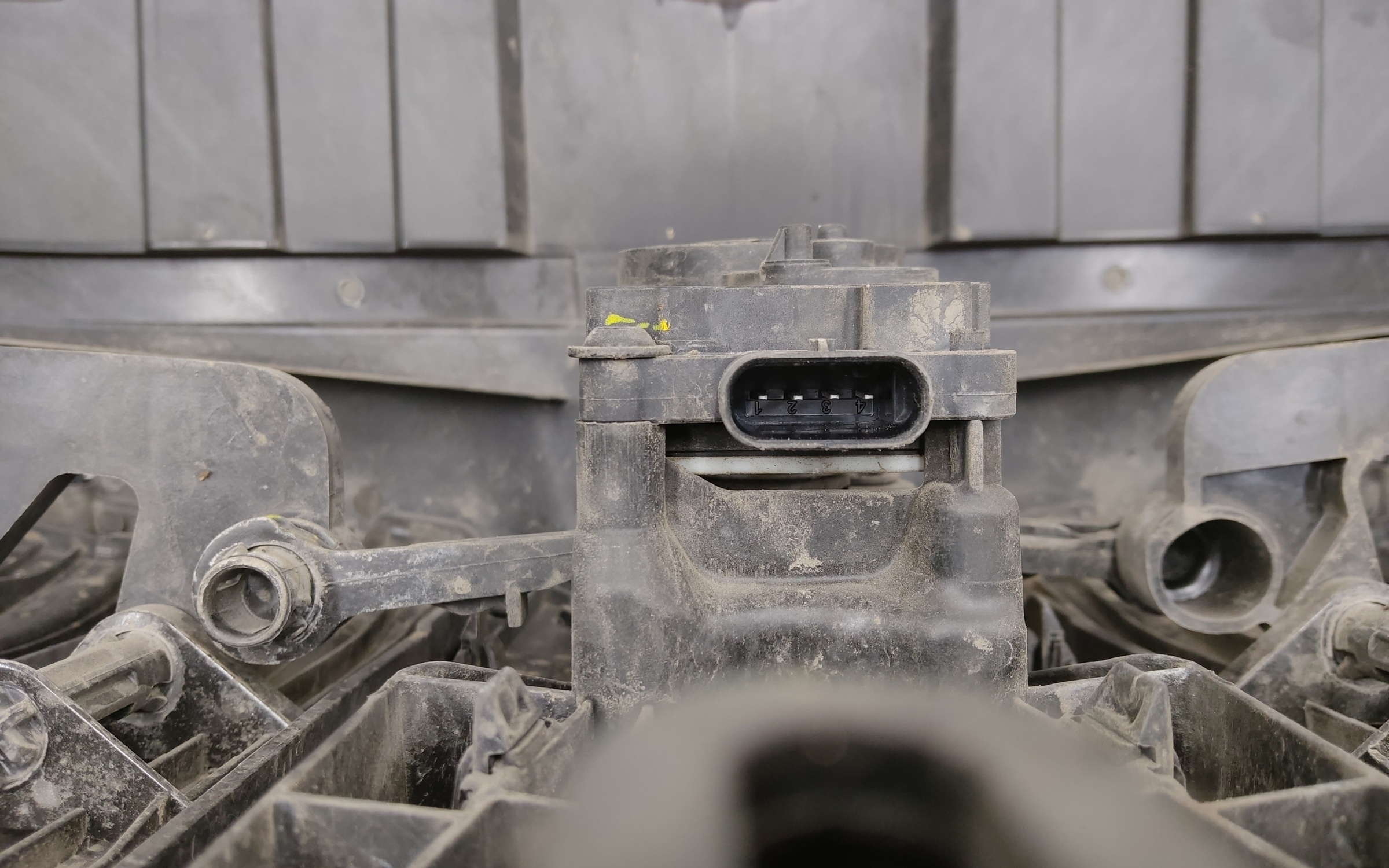 Жалюзи решетки радиатора BMW X5 G05