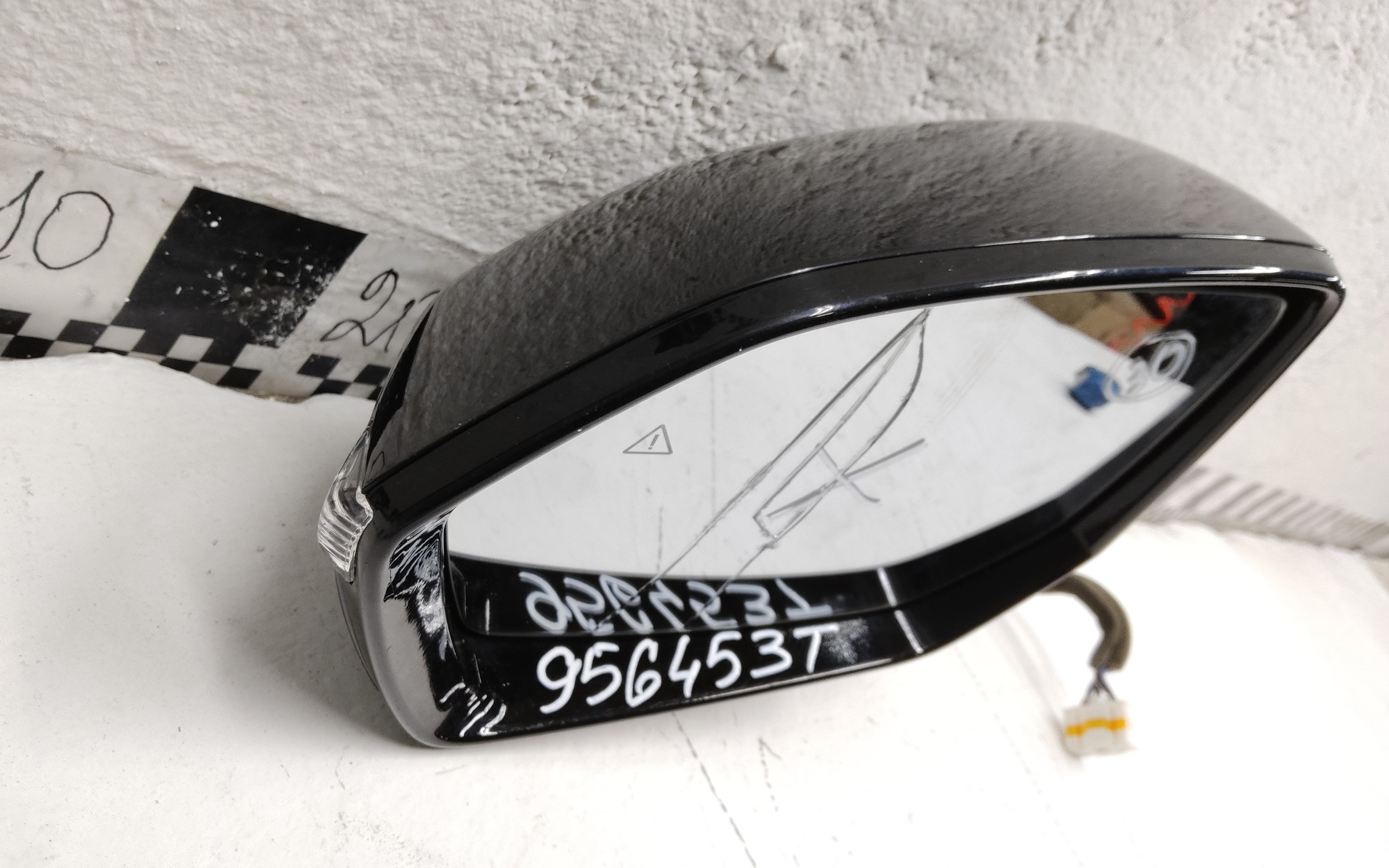 Зеркало левое Hyundai Palisade Restail 7+1 контактов