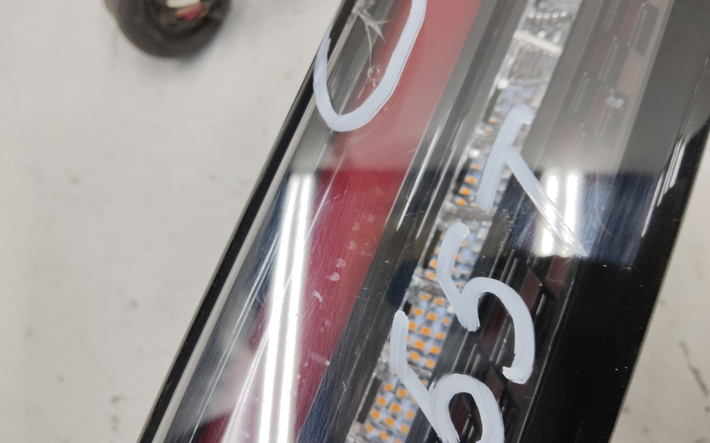 Фонарь задний левый внутренний Jetour Dashing