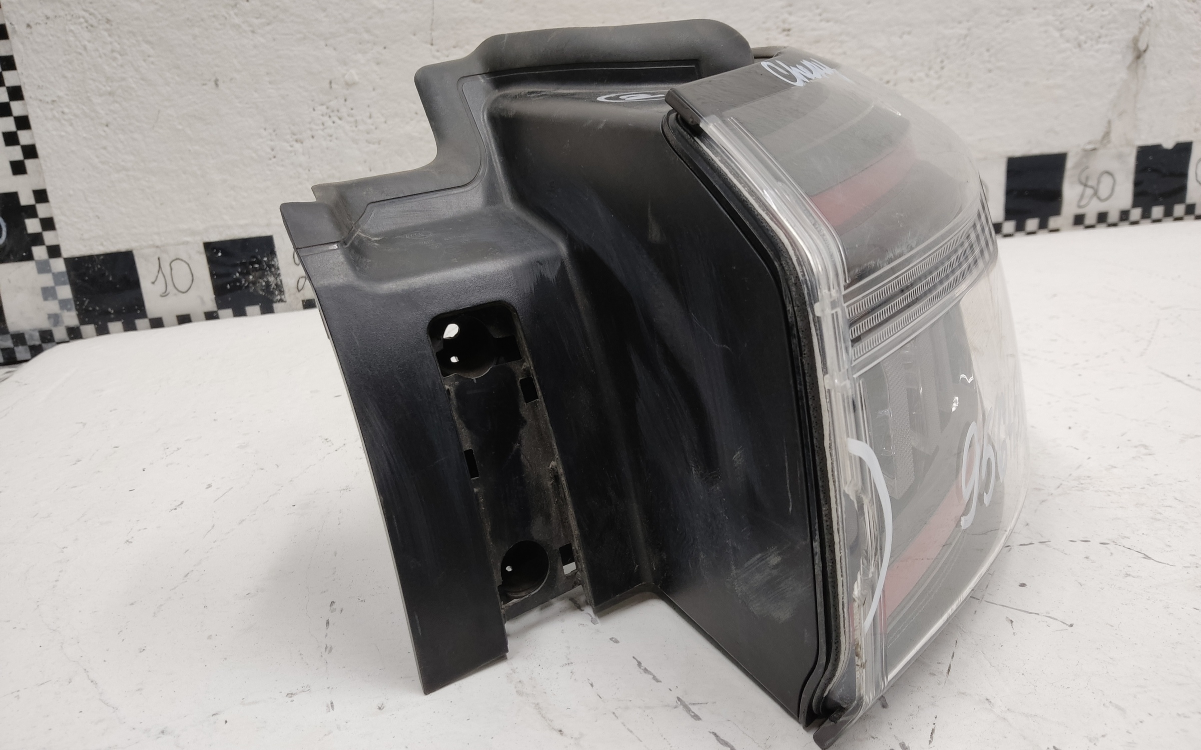 Фонарь задний правый наружный Chery Tiggo 8 Pro Max LED