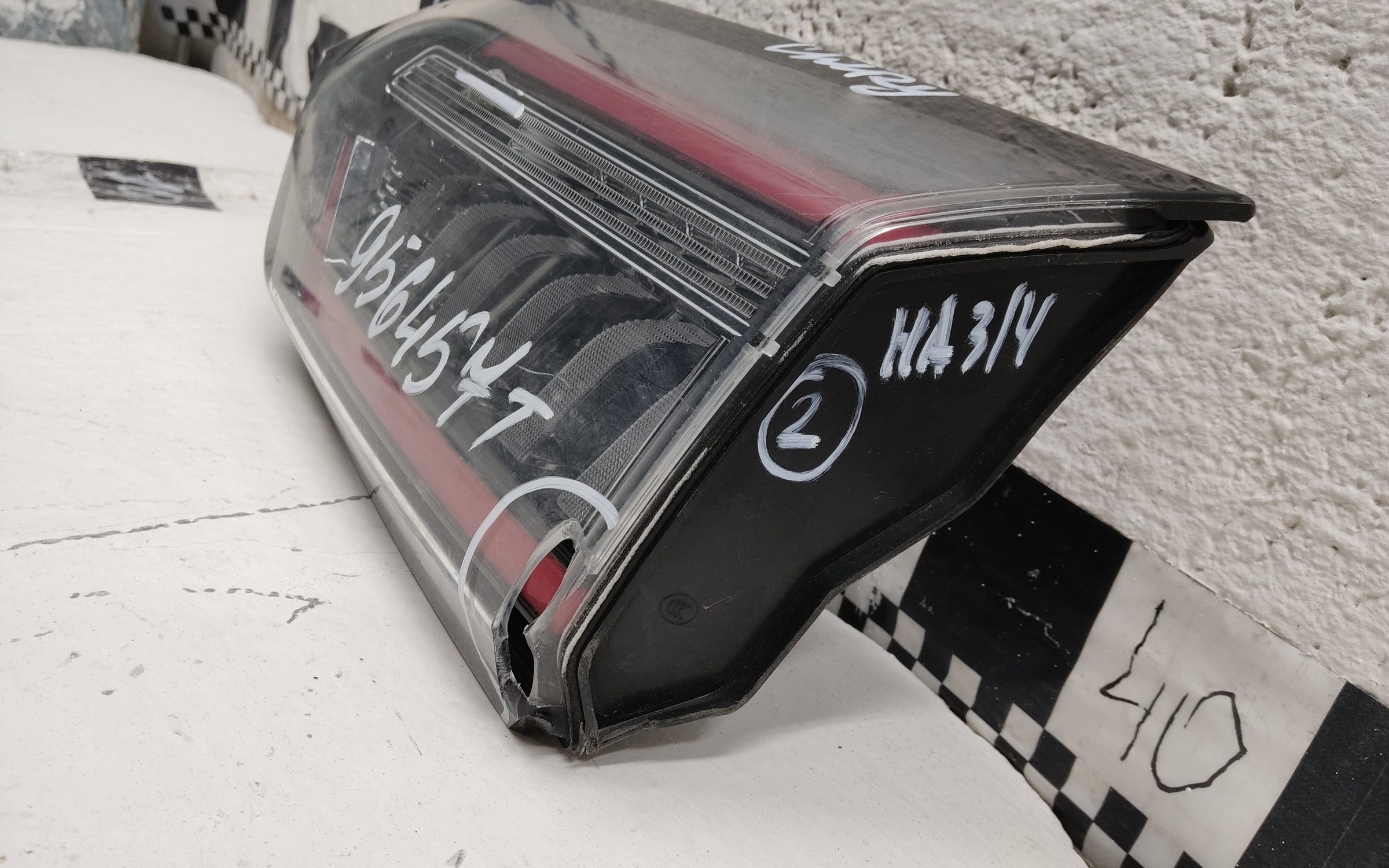 Фонарь задний правый внутренний Chery Tiggo 8 Pro