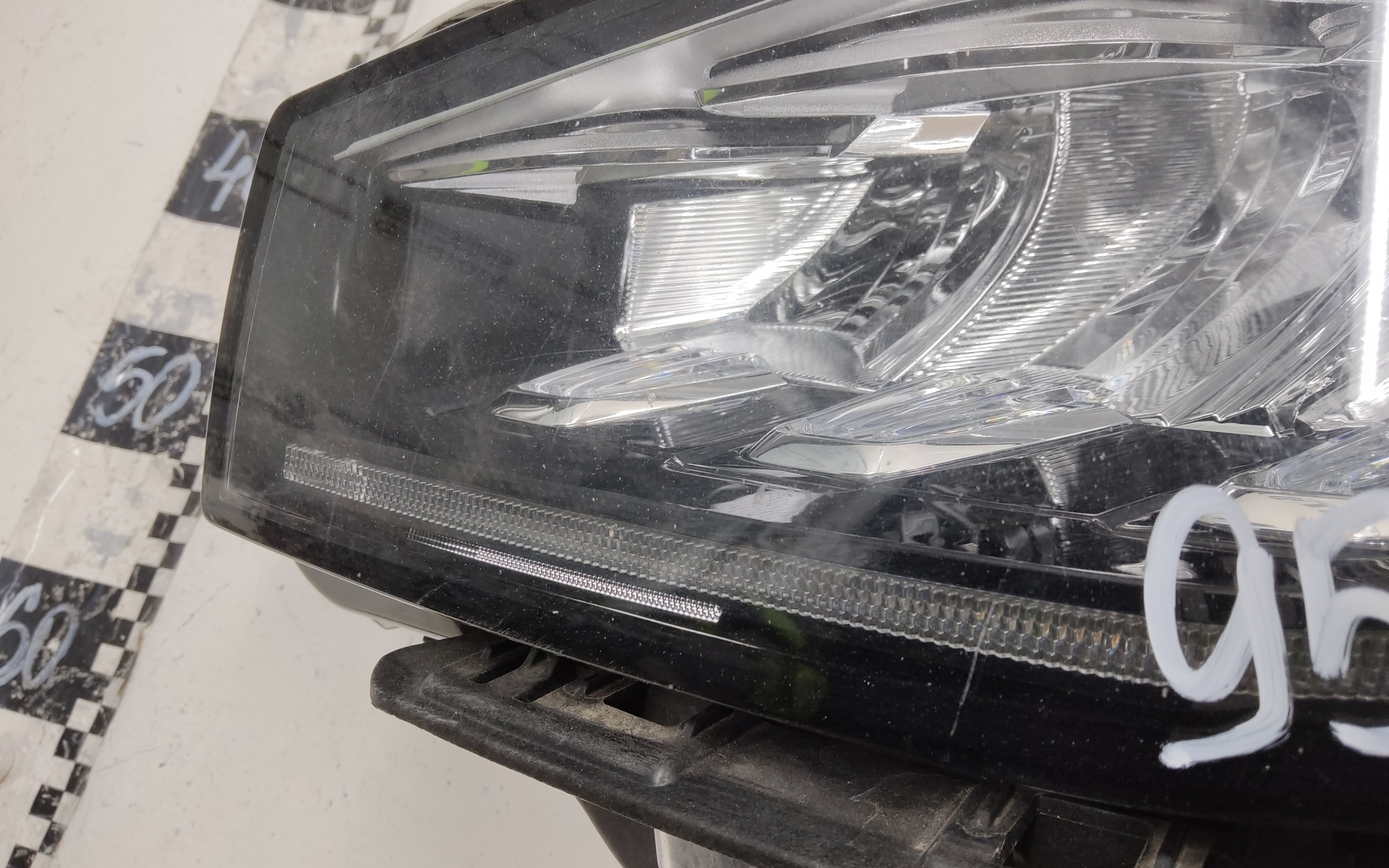 Фара передняя левая Geely Atlas Pro LED