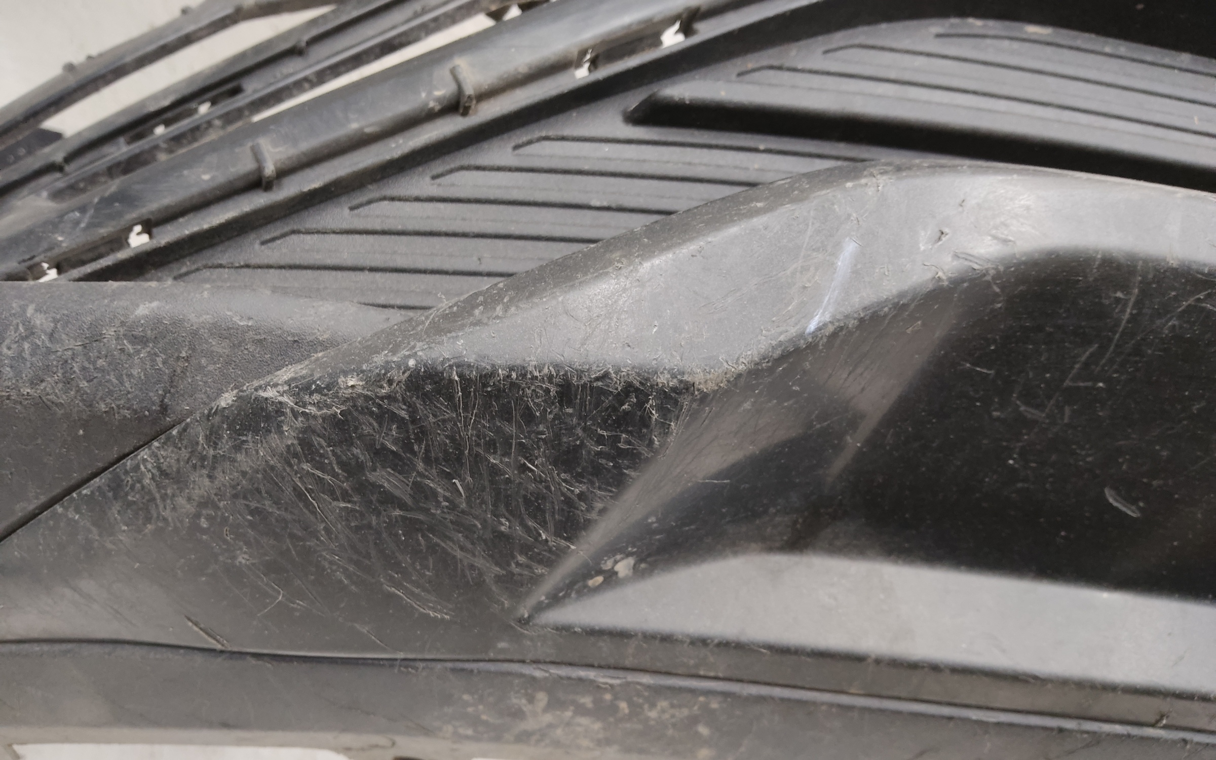 Юбка переднего бампера Geely Okavango 1 Restail