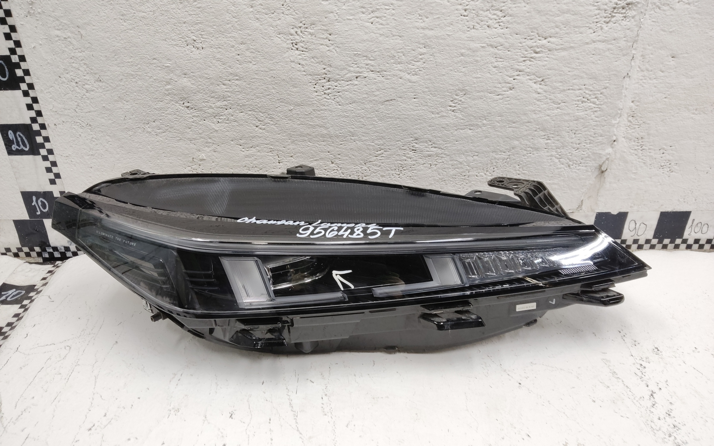 Фара передняя правая Changan Lamore LED