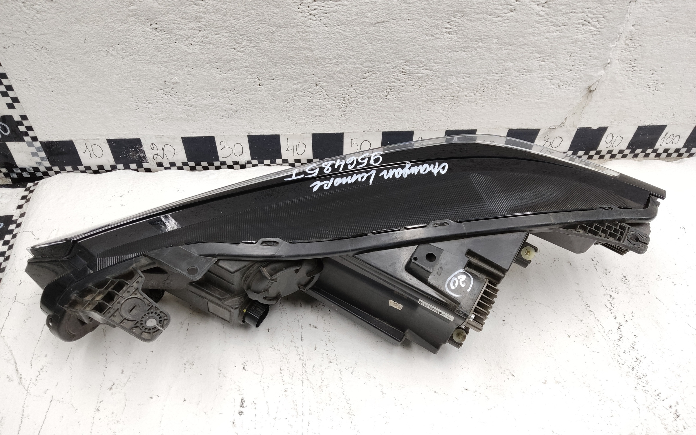 Фара передняя правая Changan Lamore LED