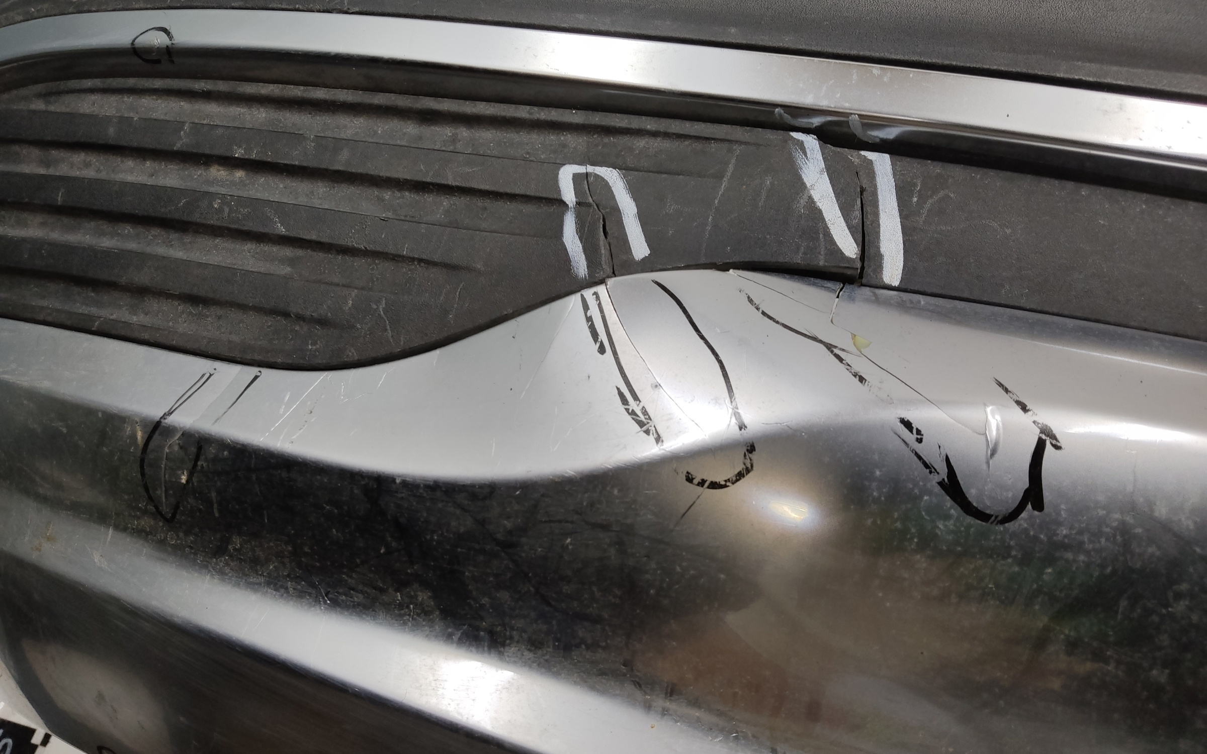 Бампер задний Hyundai Santa Fe 4 Restail
