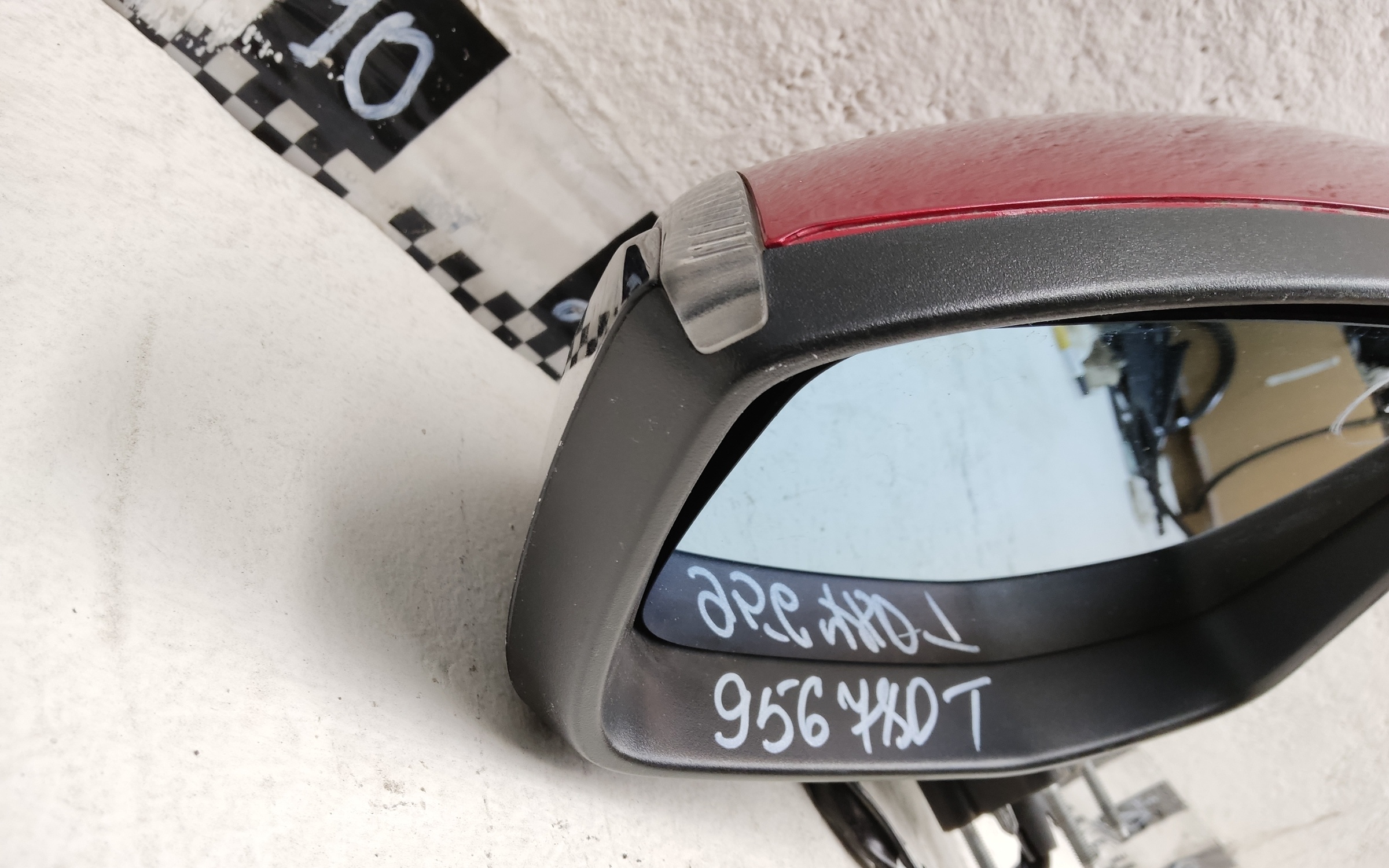 Зеркало левое Geely Tugella 14+1 контактов