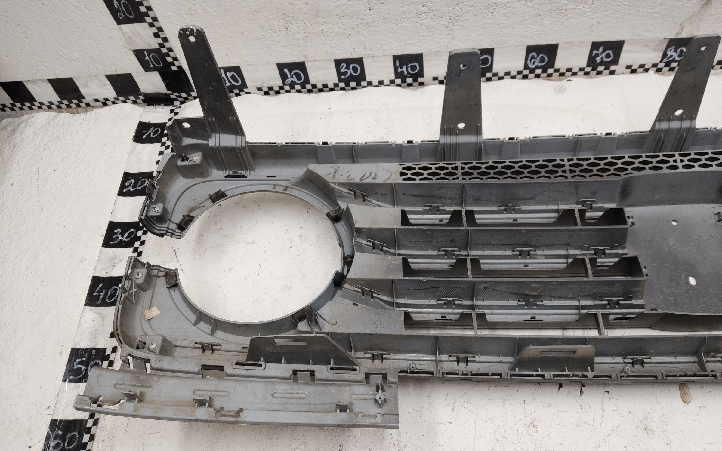 Решетка радиатора Tank 300