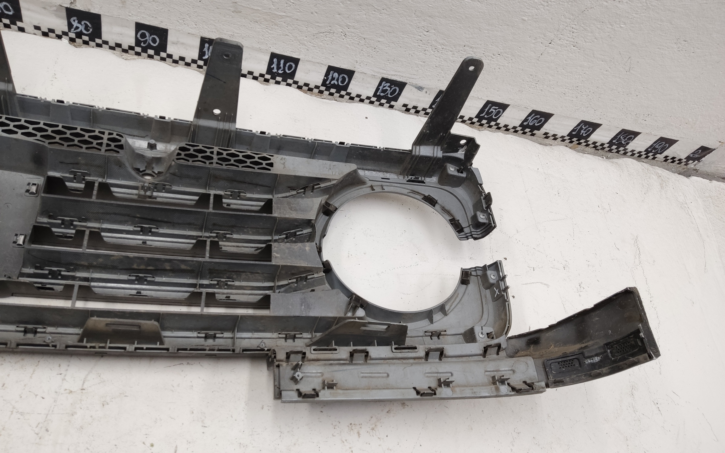 Решетка радиатора Tank 300