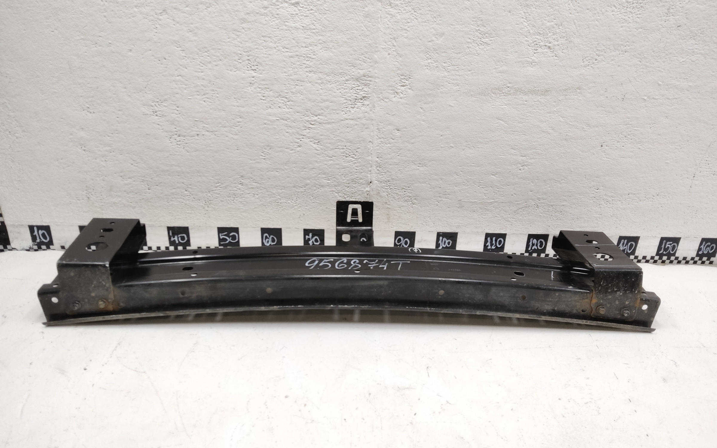 Усилитель переднего бампера Tank 300