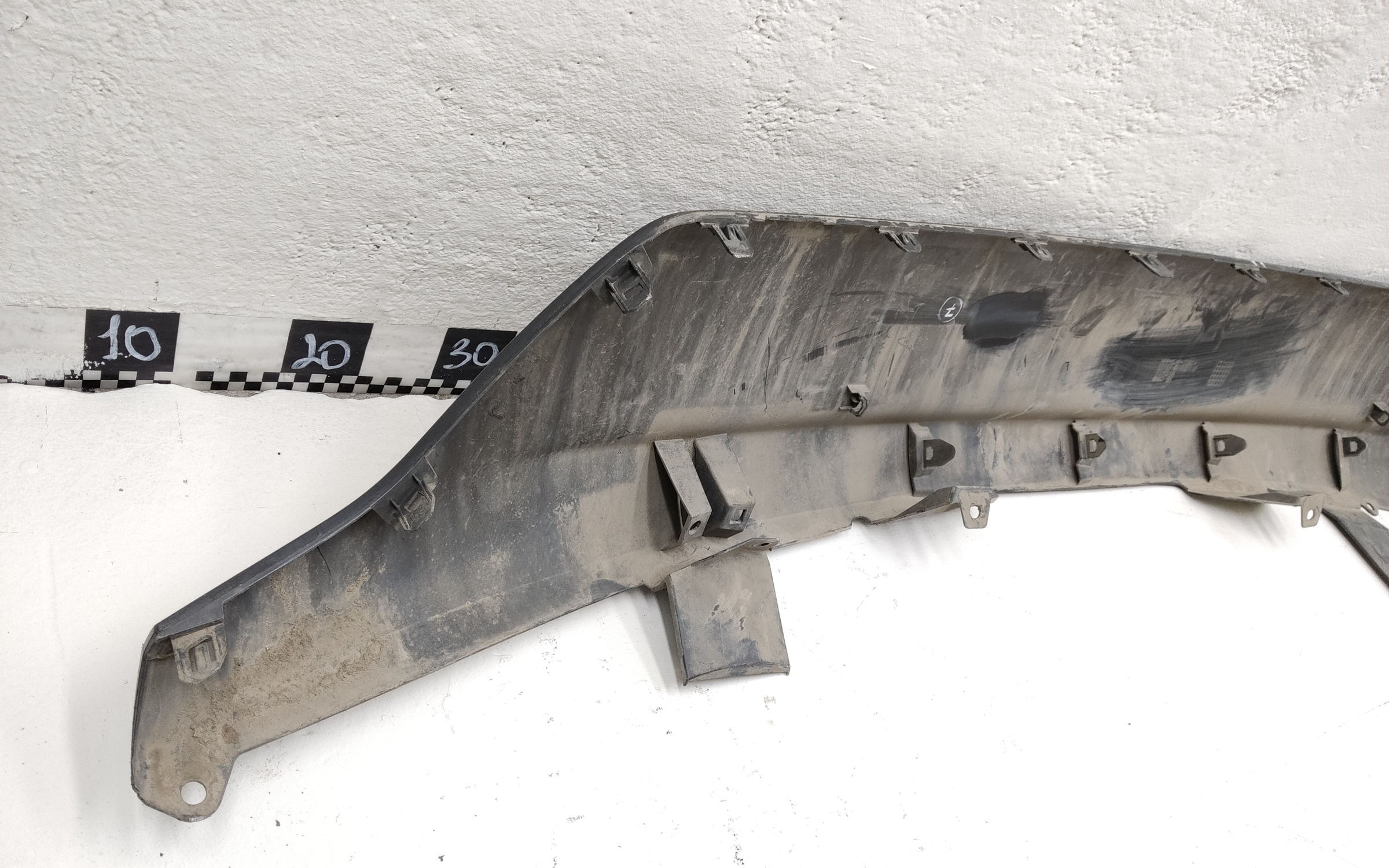 Накладка заднего бампера Toyota Highlander 4