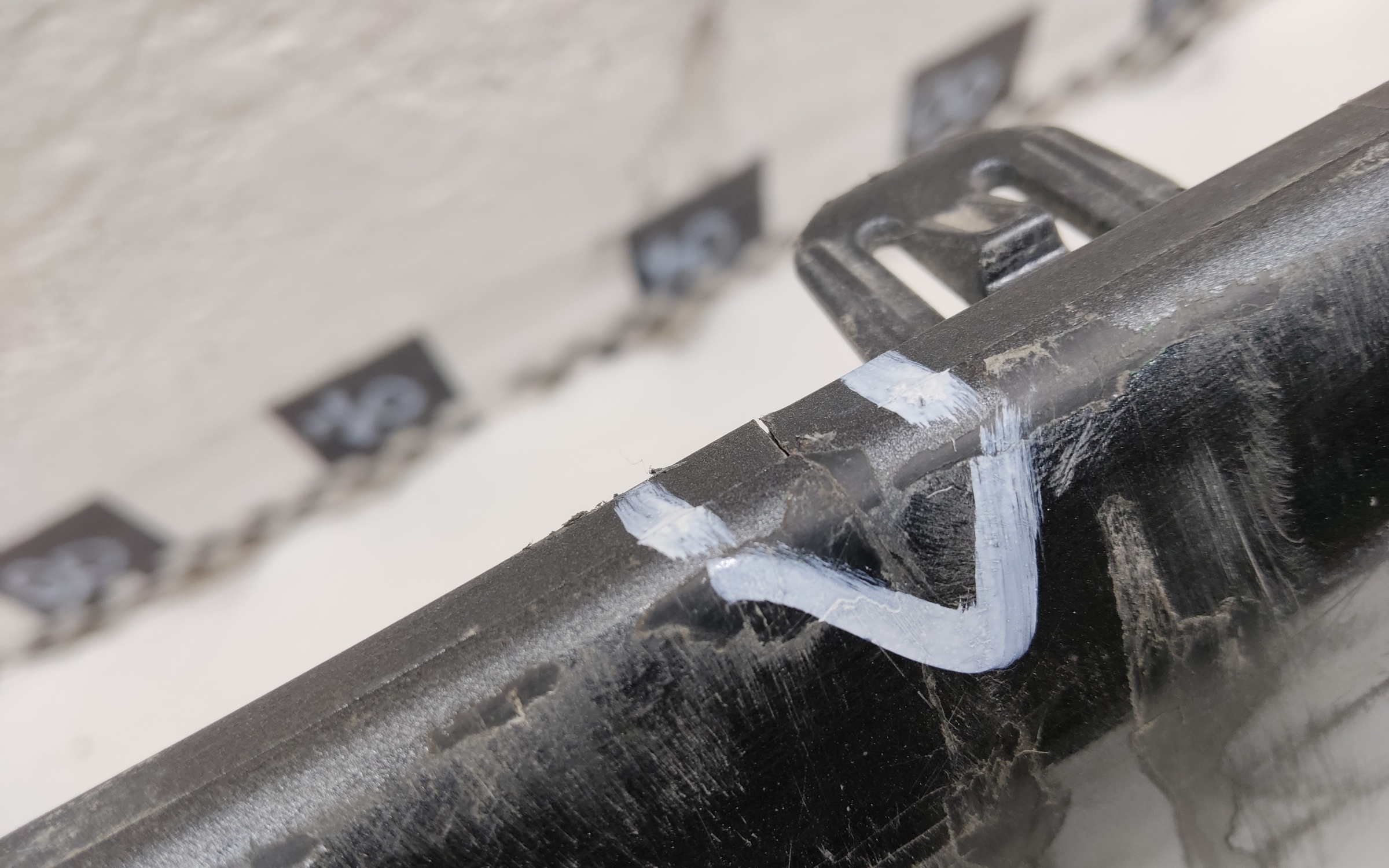 Накладка заднего бампера Toyota Highlander 4