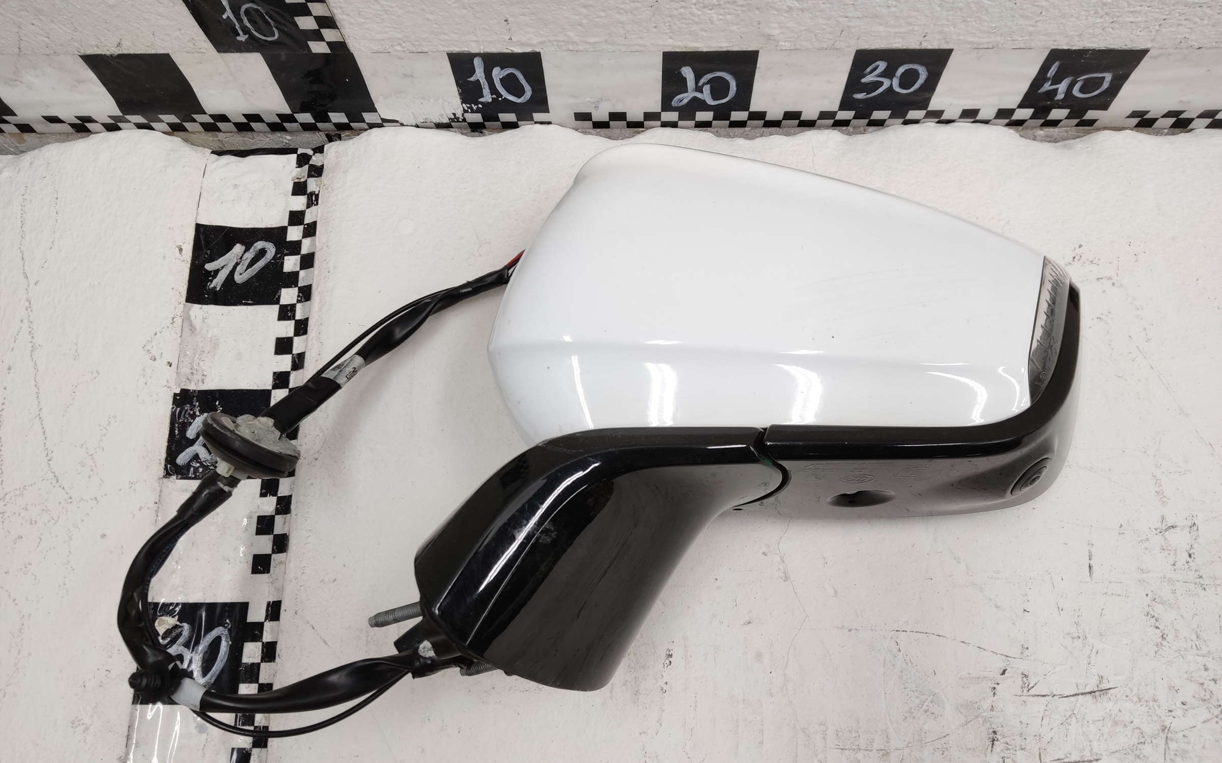 Зеркало левое Geely Tugella 16+1 контактов